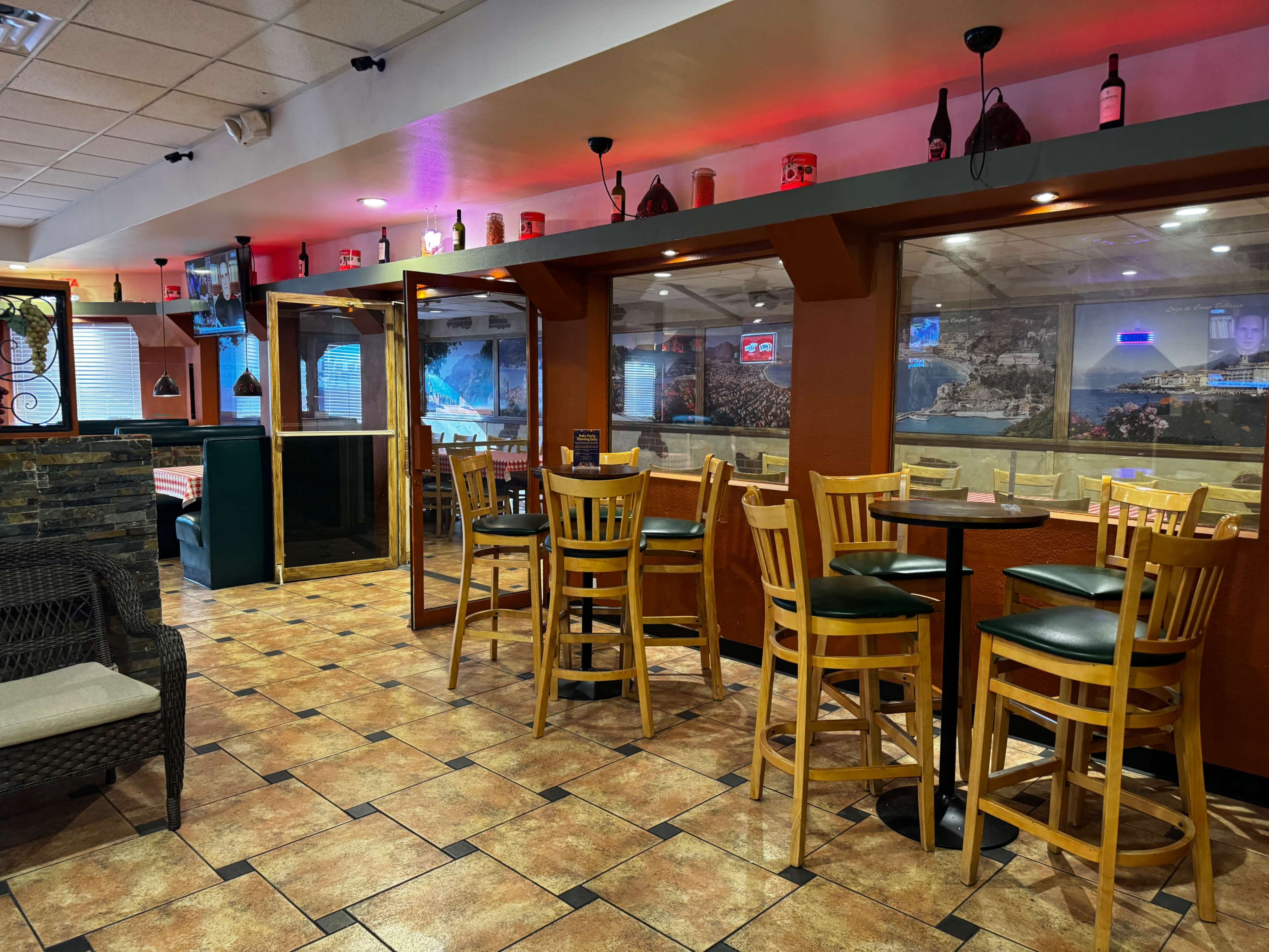 East Side Pizzeria with Space to Host Events up to 30 People Image in Paradise, Las Vegas, NV