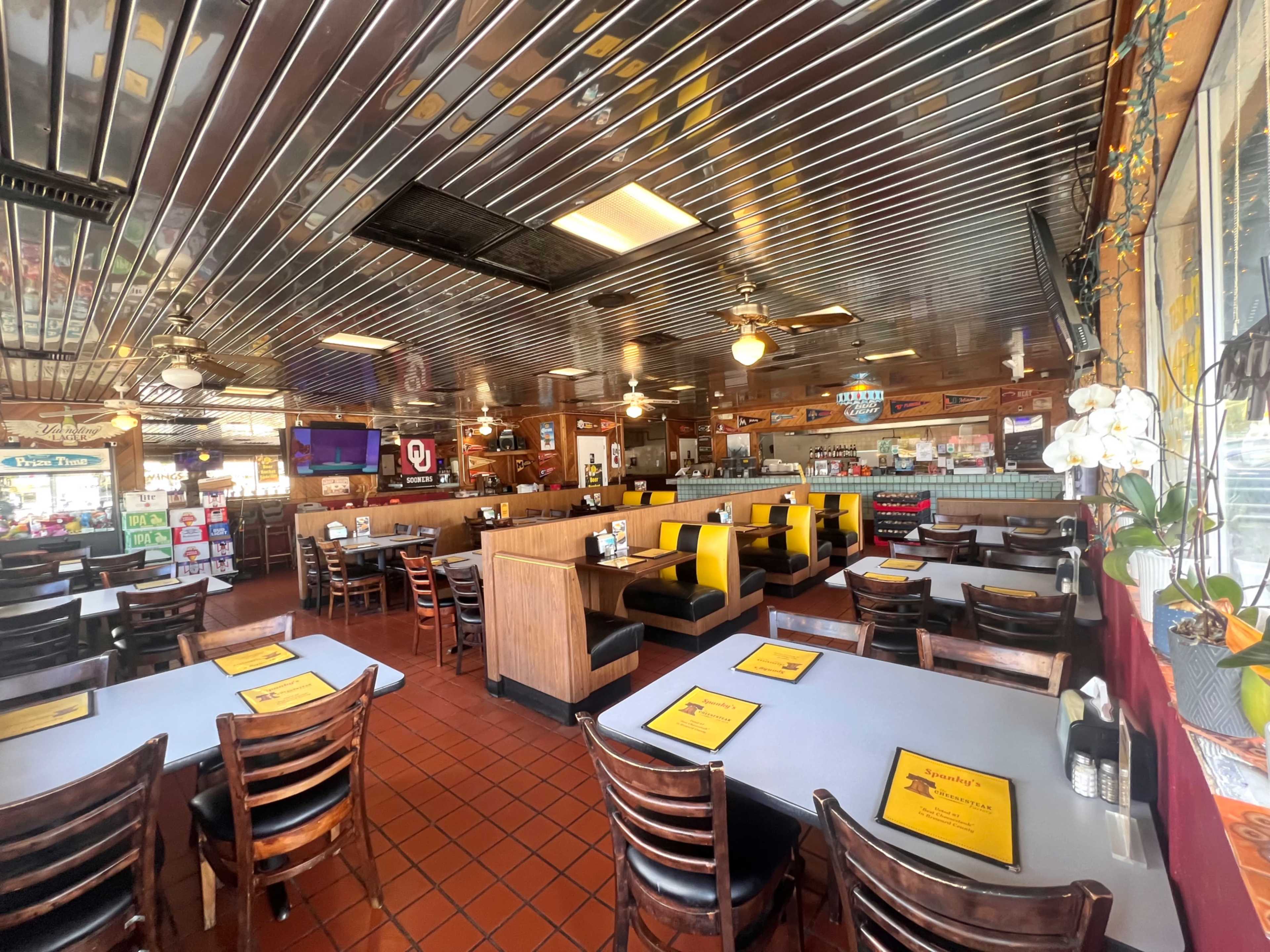80's style restaurant with a sports theme! Image in Margate, Margate, FL