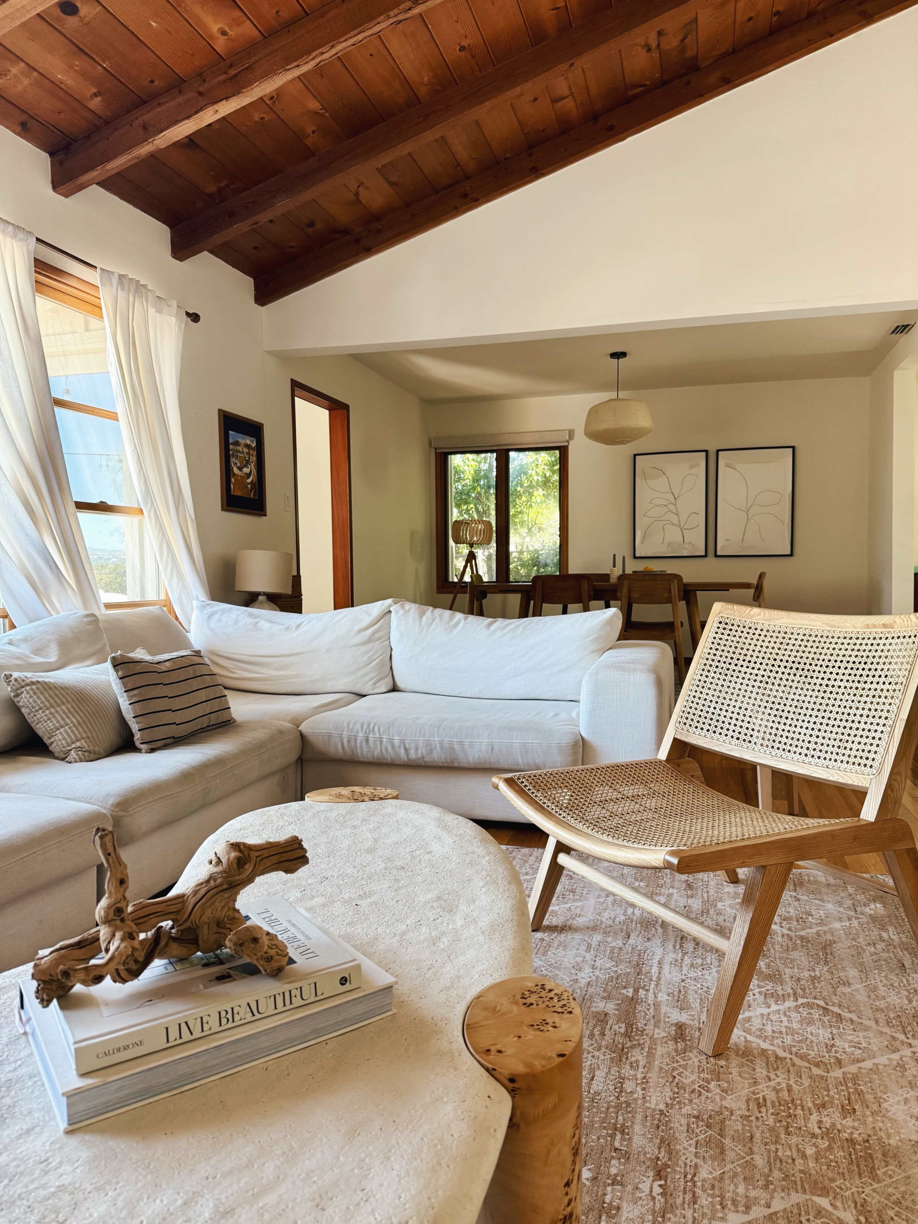 Secluded Mid-Century Modern Retreat with Panoramic Valley Views Image in Woodland Hills, Woodland Hills, CA
