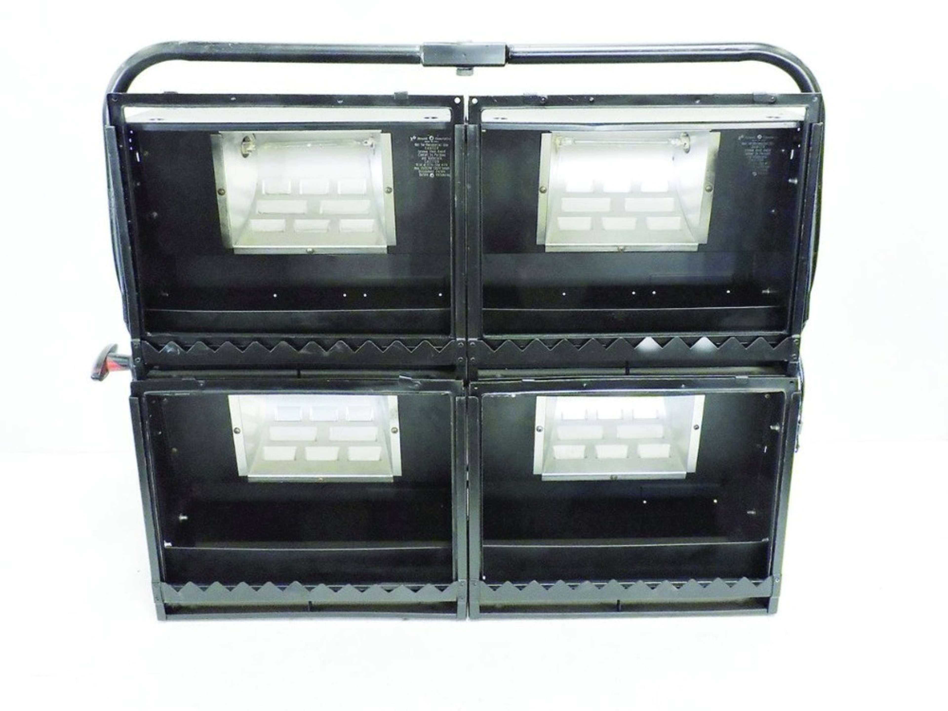 2,000 watt cyc light (for vertical wall)