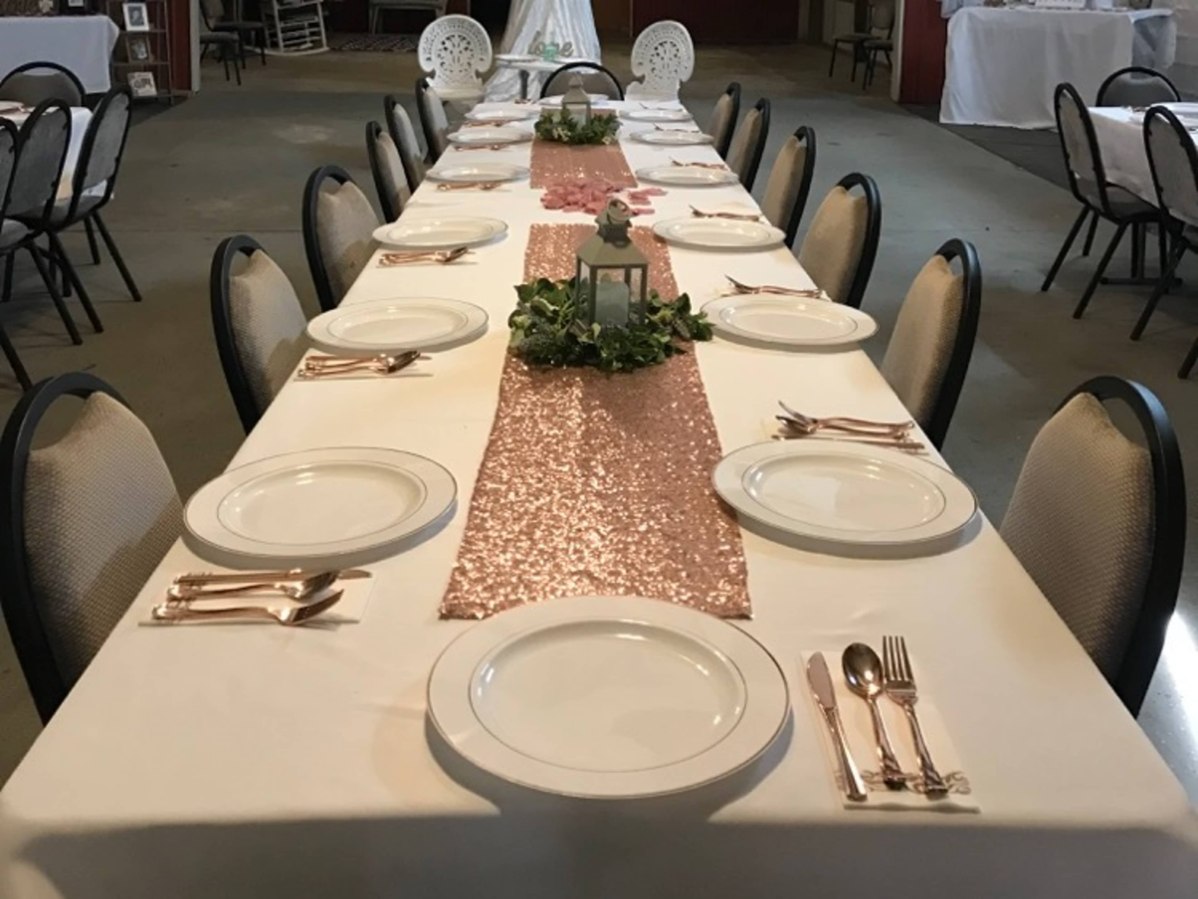 Tables, tablecloths, and chairs
