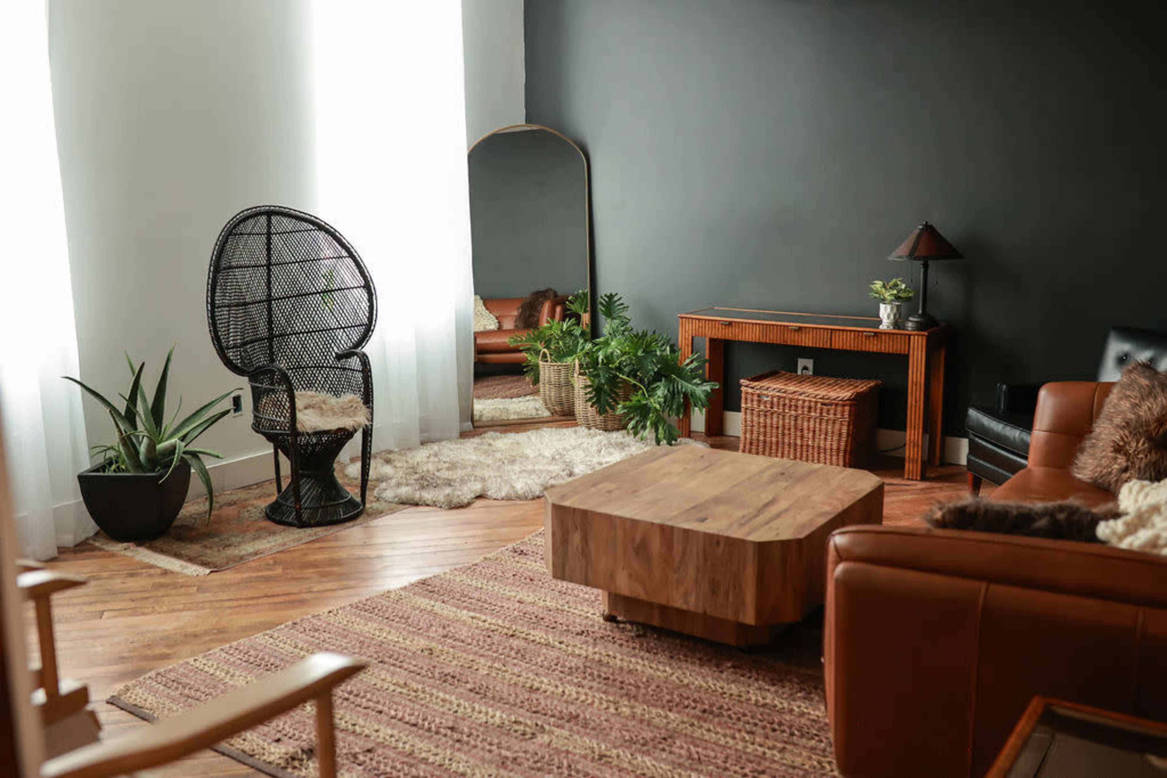 Historic Downtown Greenwood Studio with Ample Natural Light Image in Pleasant Township, greenwood, IN