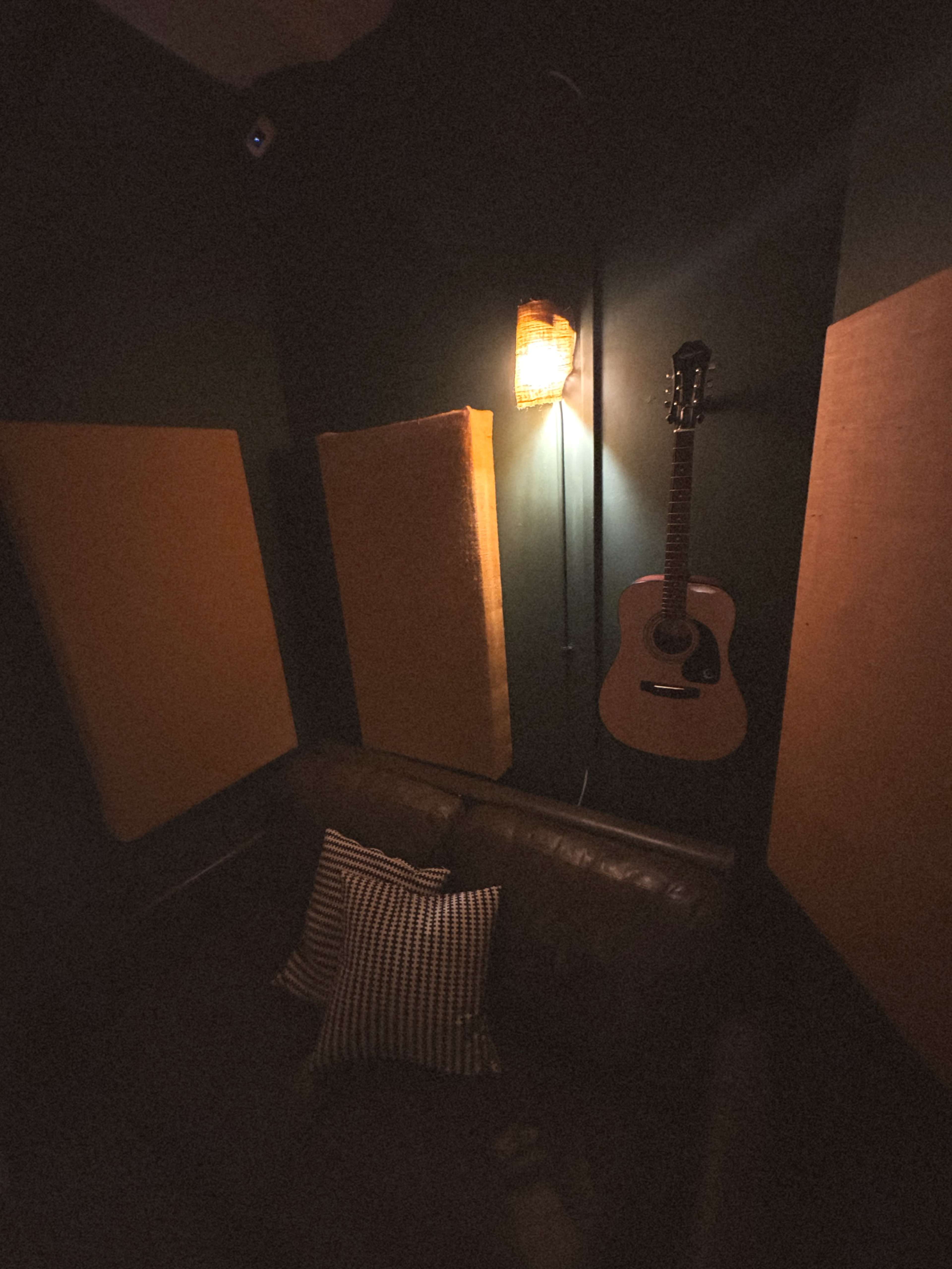 24/7 Vinyl and Digital DJ practice studio Image in East Williamsburg, Brooklyn, NY