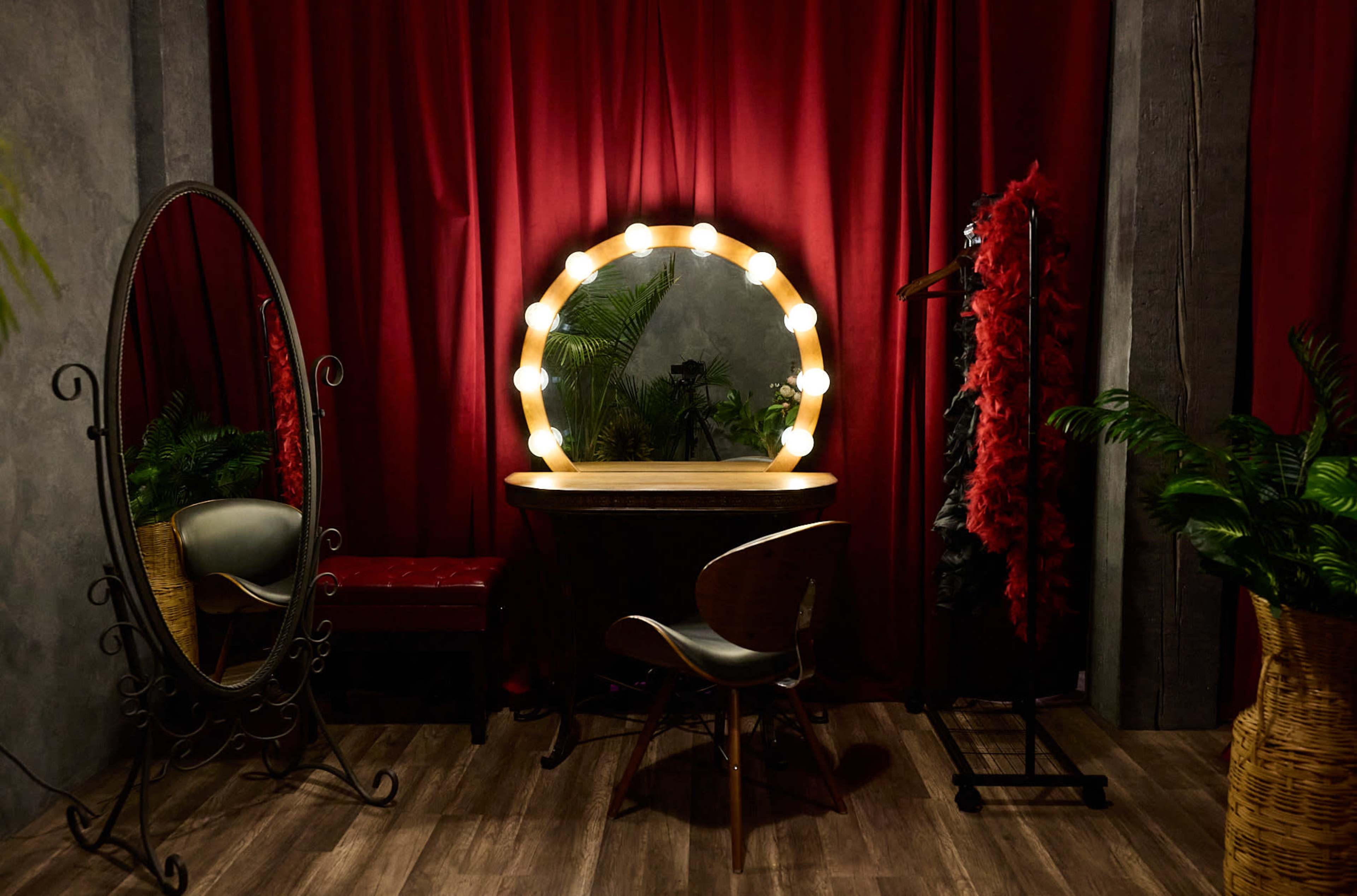 Newly Remodeled Lofty Studio + Valentine's Day set with Full Gear + Backdrops Included Image in SODO, Seattle, WA