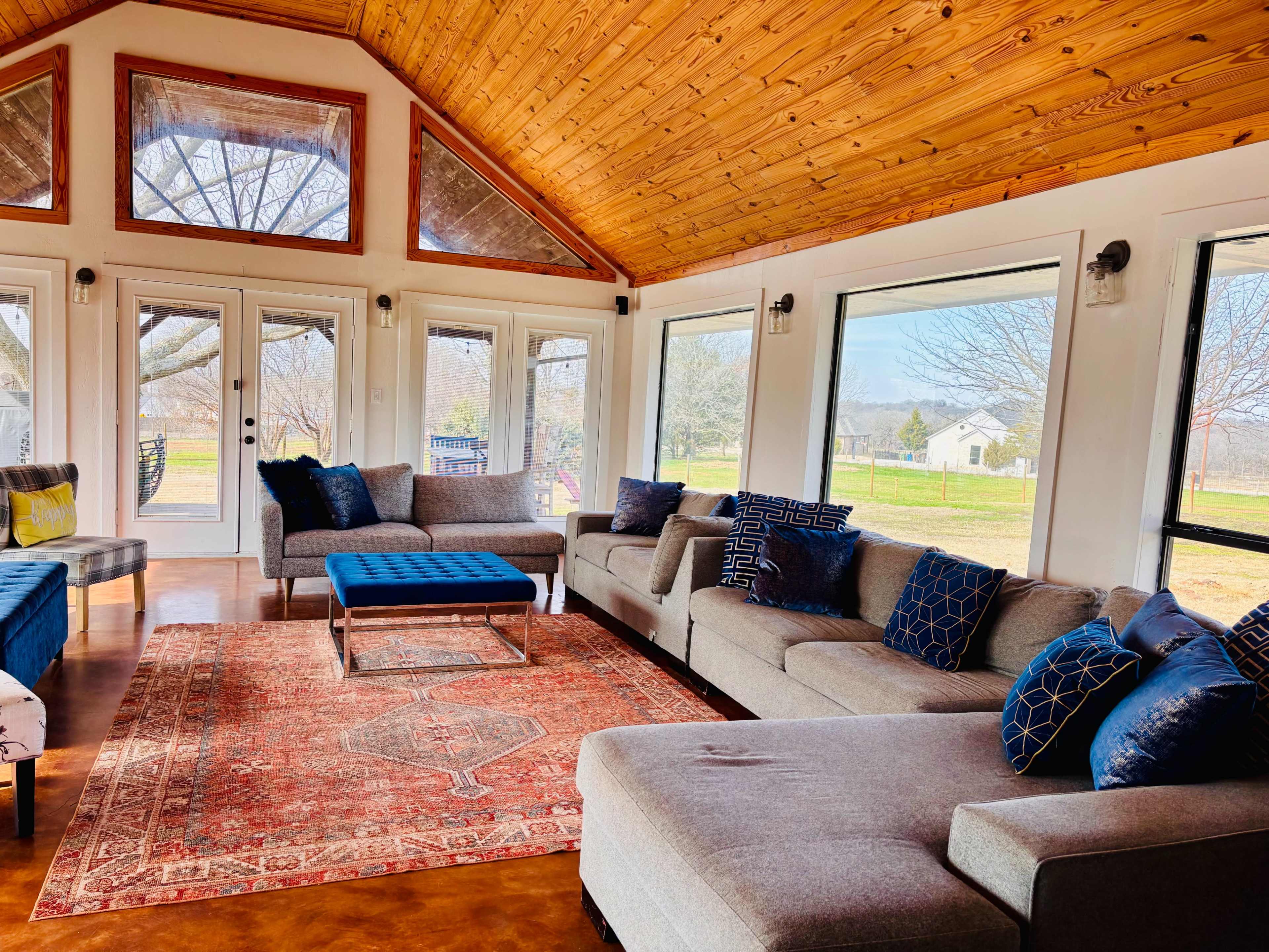 Farmhouse retreat w/pool on 6 acres Image in , Aubrey, TX