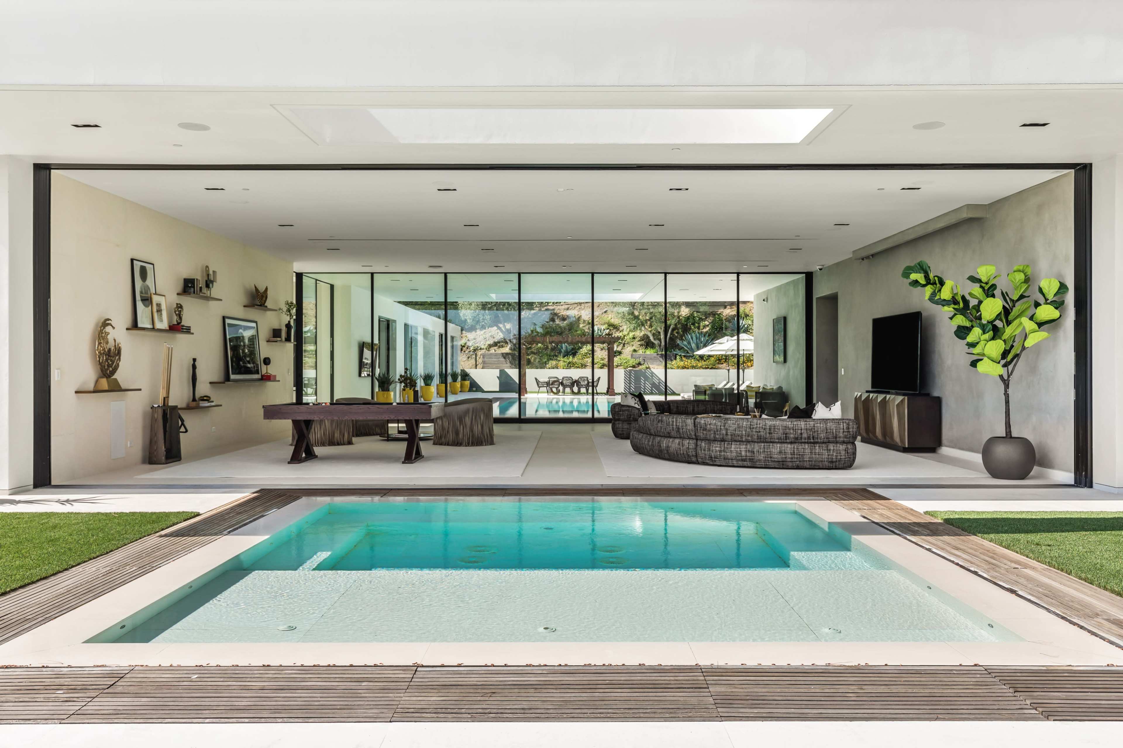 Beverly Crest Image in Trousdale Estates, Beverly Hills, CA