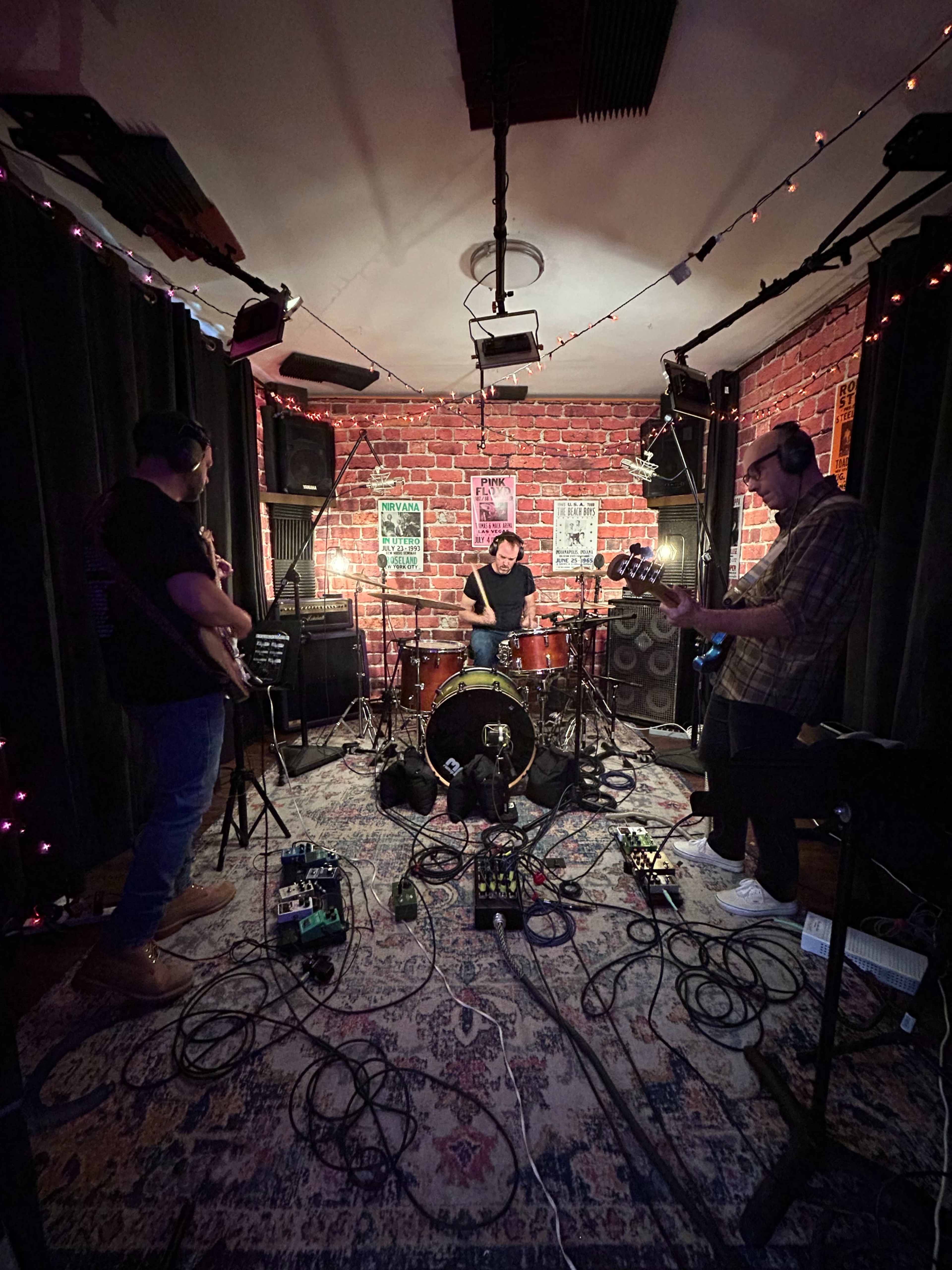 Quaint Studio with Great Vibes Image in Garwood, Garwood, NJ