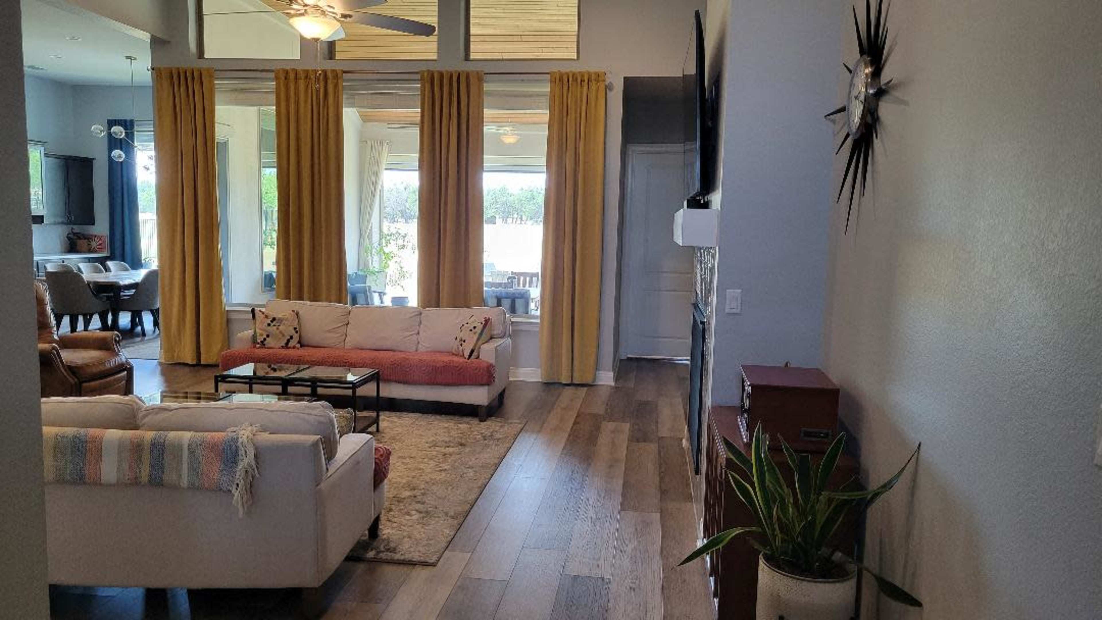 Bright Modern Hill Country Home in Dripping Springs with Open Layout & Large Backyard Image in Dripping Springs, Dripping Springs, TX