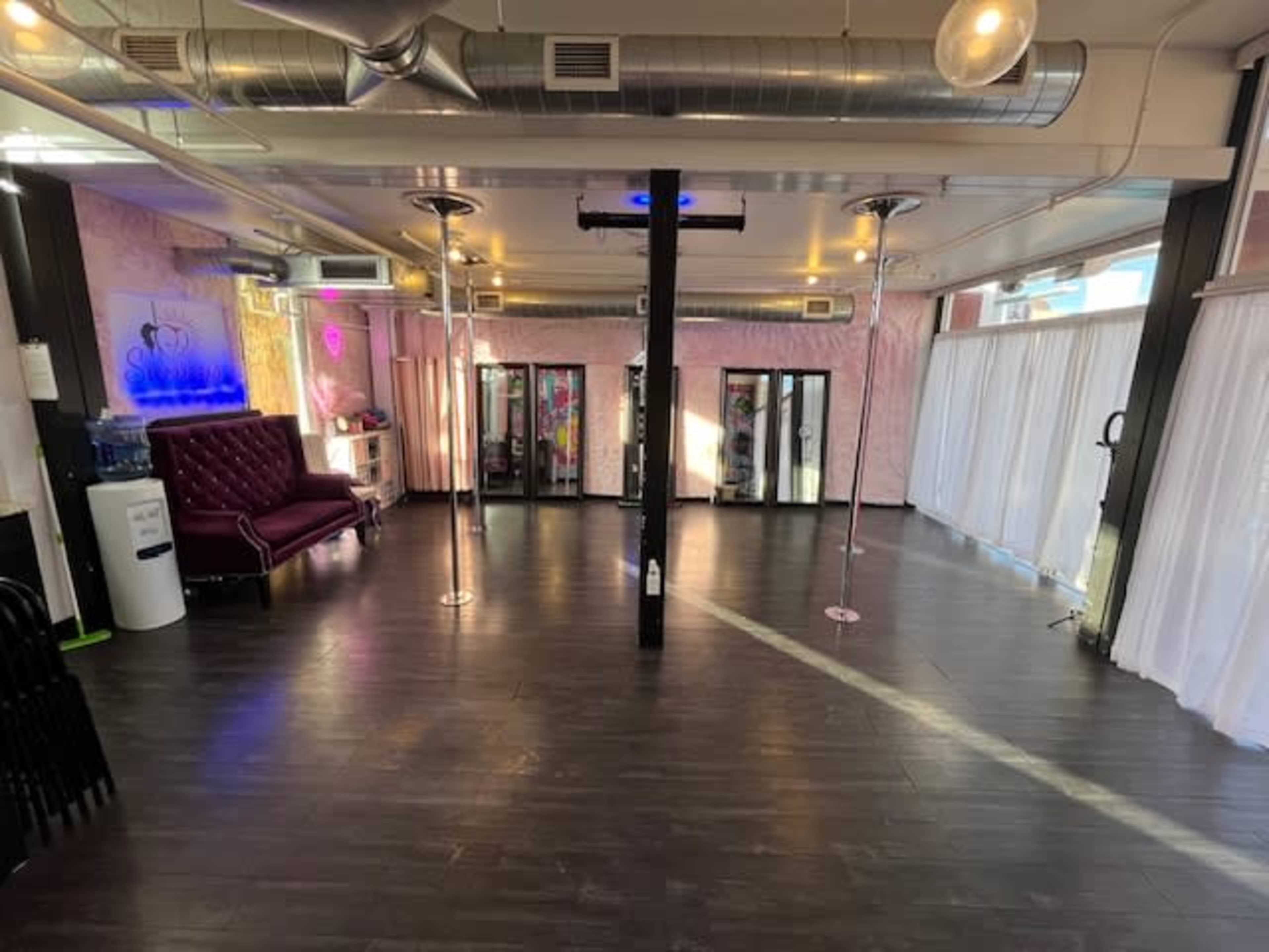 Dollar Den in downtown Vegas/Fremont Street Image in Downtown Las Vegas, Las Vegas, NV