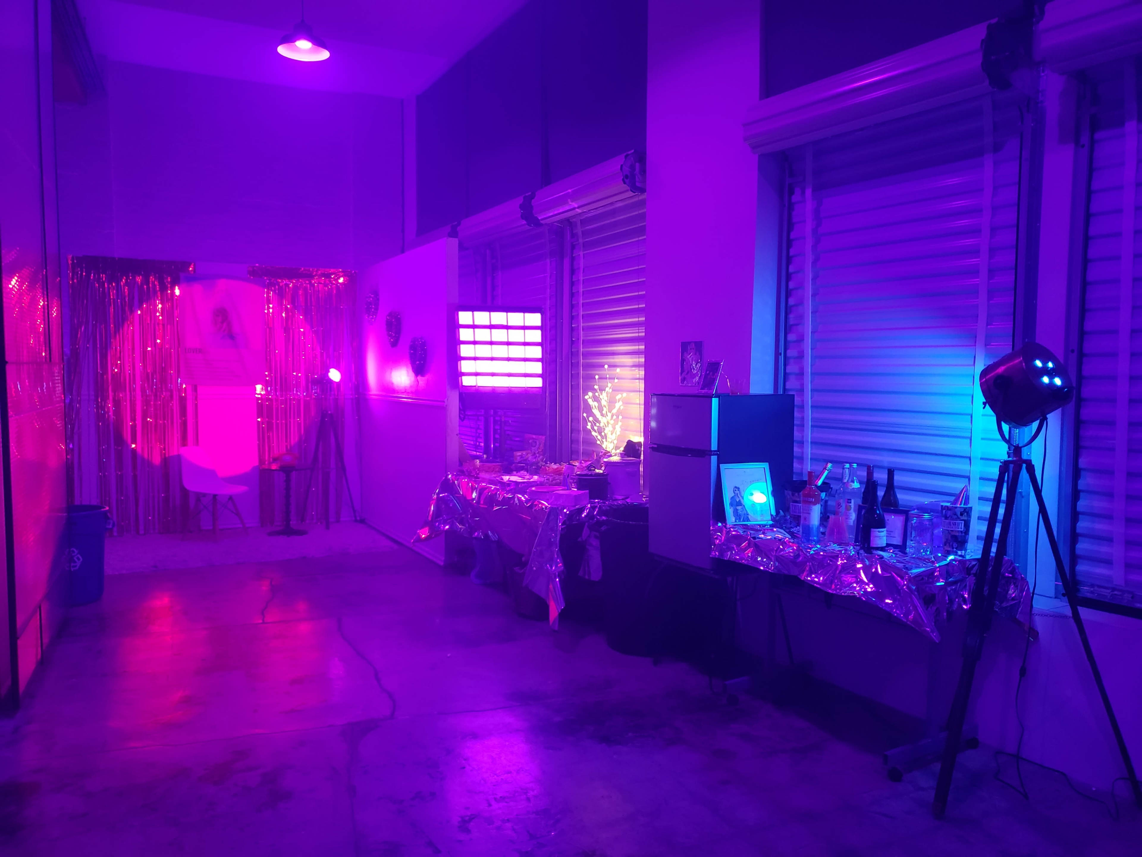 Large Industrial Downtown Photo/Video Production Studio Image in Eliot, Portland, OR