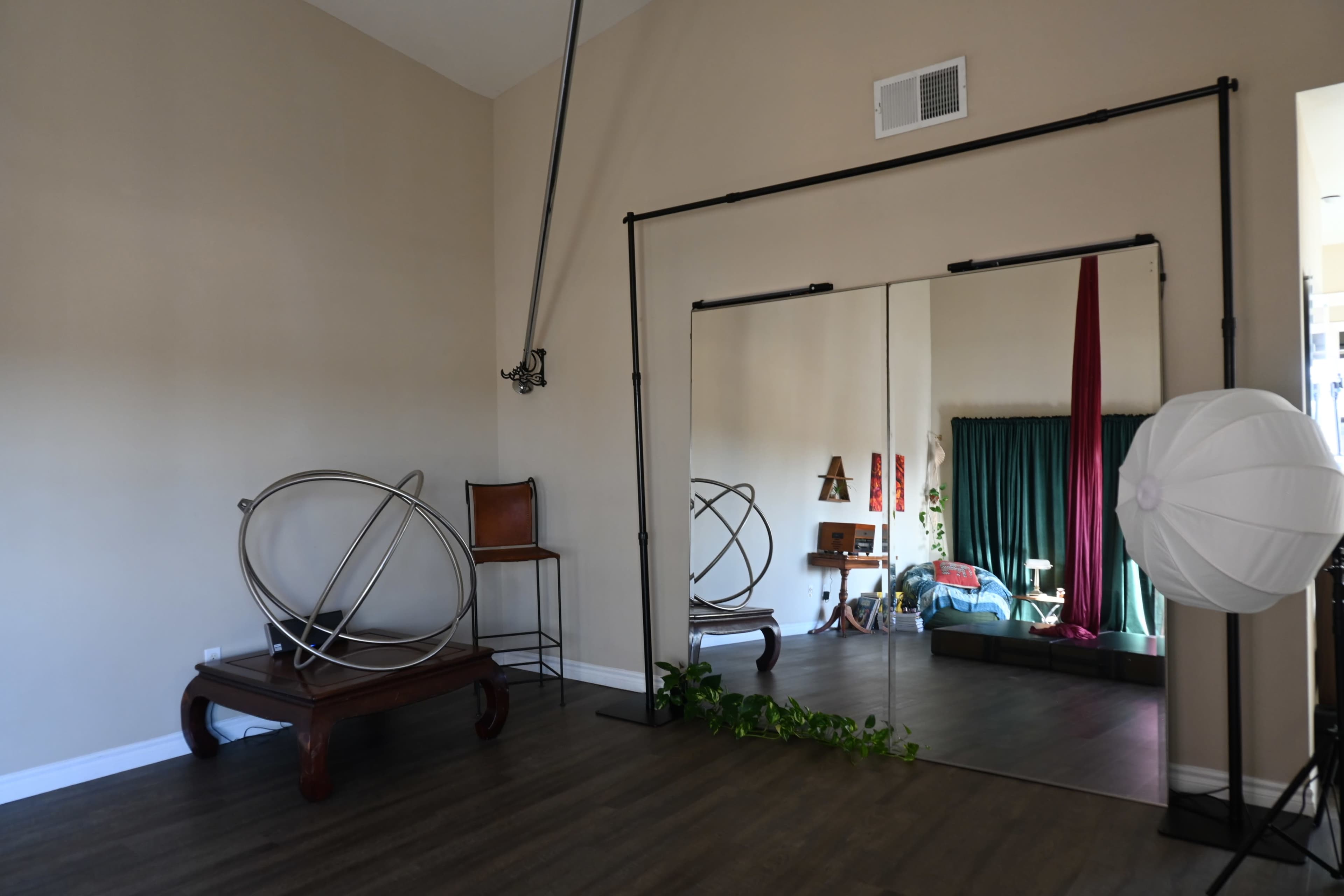 Private Aerial and Pole photography studio Image in San Gabriel, san gabriel, CA