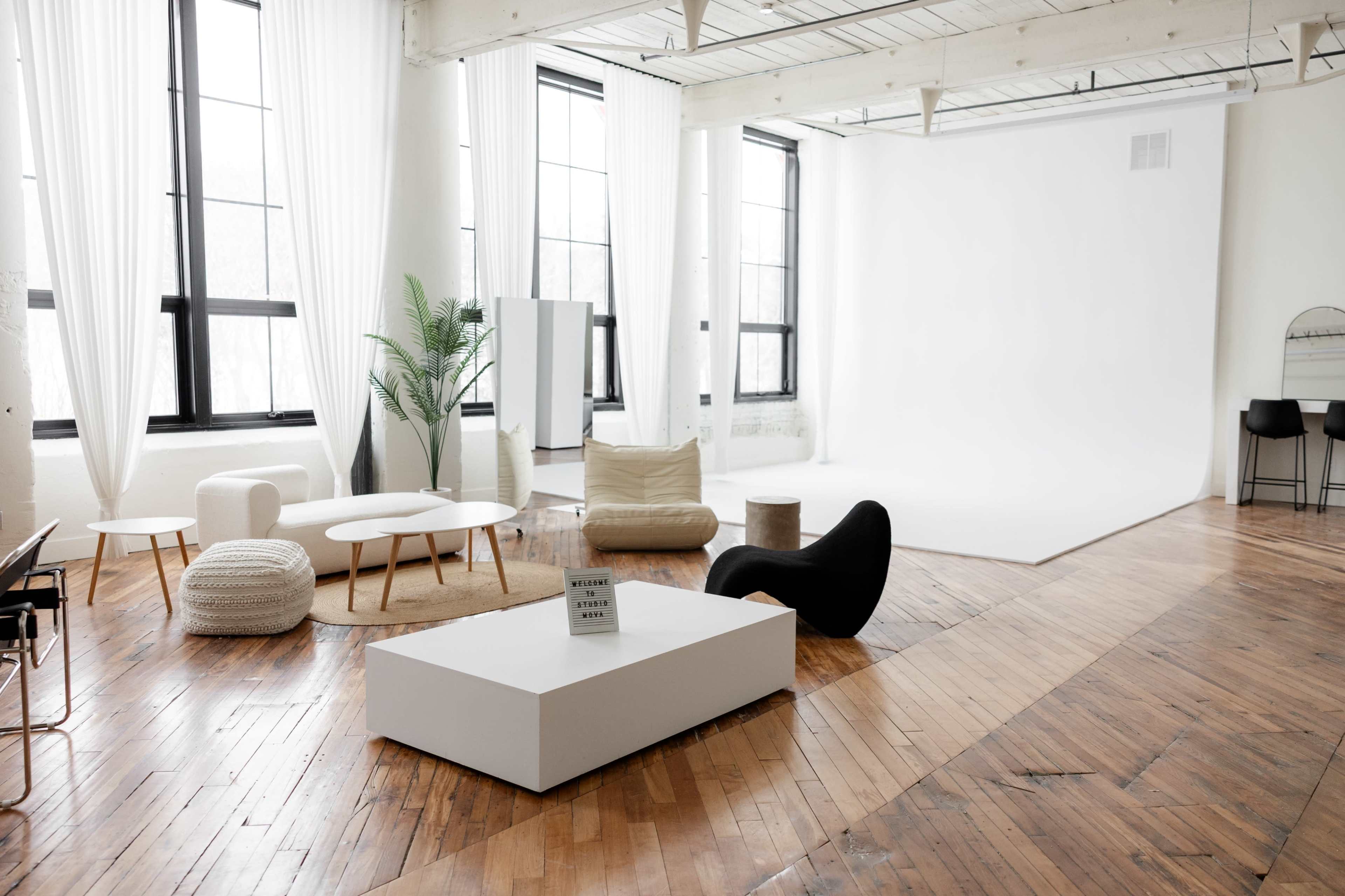 Premium Loft Style Studio with Cyc Wall & Movable Walls Image in Cambridge, Cambridge, ON