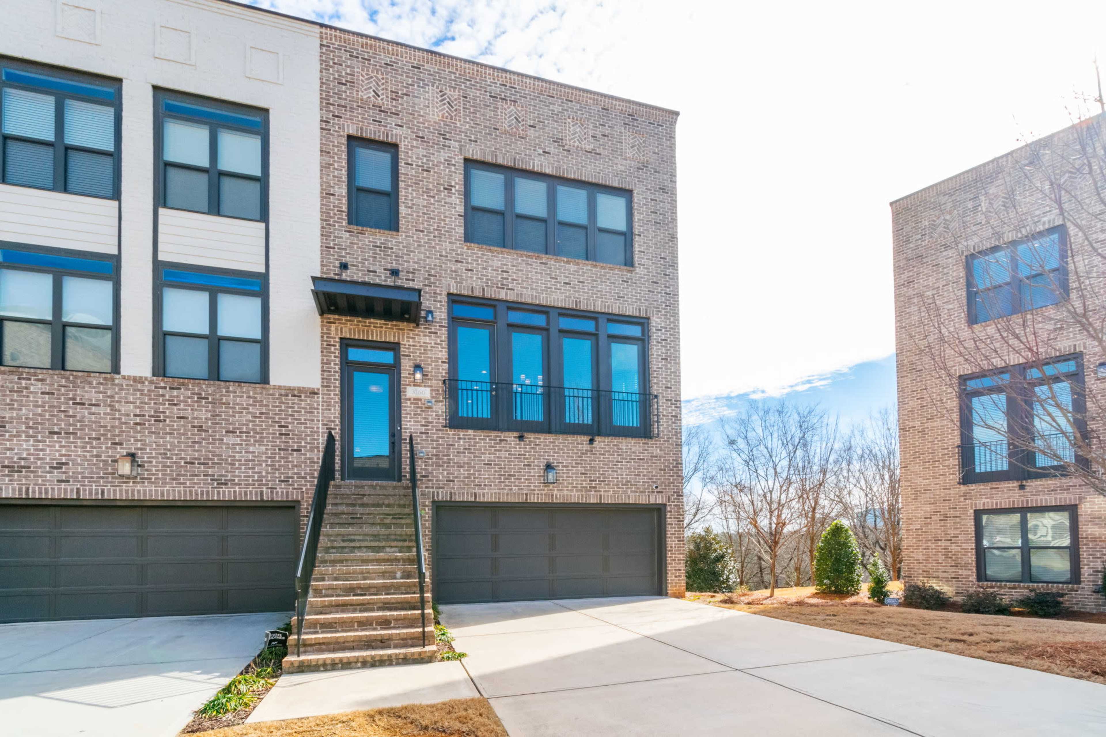 Townhouse Loft Image in Cumberland, Marietta, GA