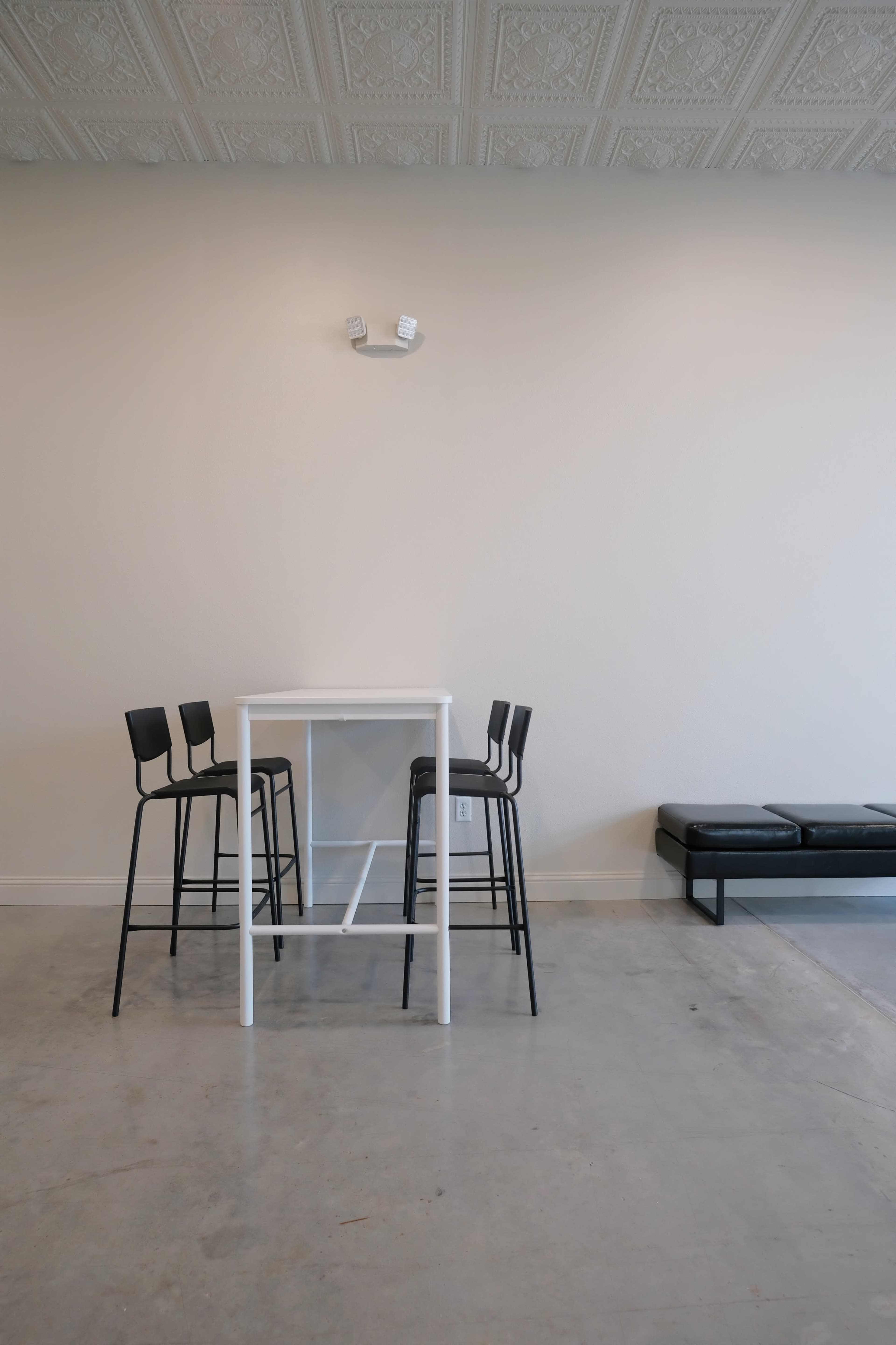 Airy Elegance: Gallery 121 - Modern Loft Dance Studio Image in Northwest Carrollton, Carrollton, TX