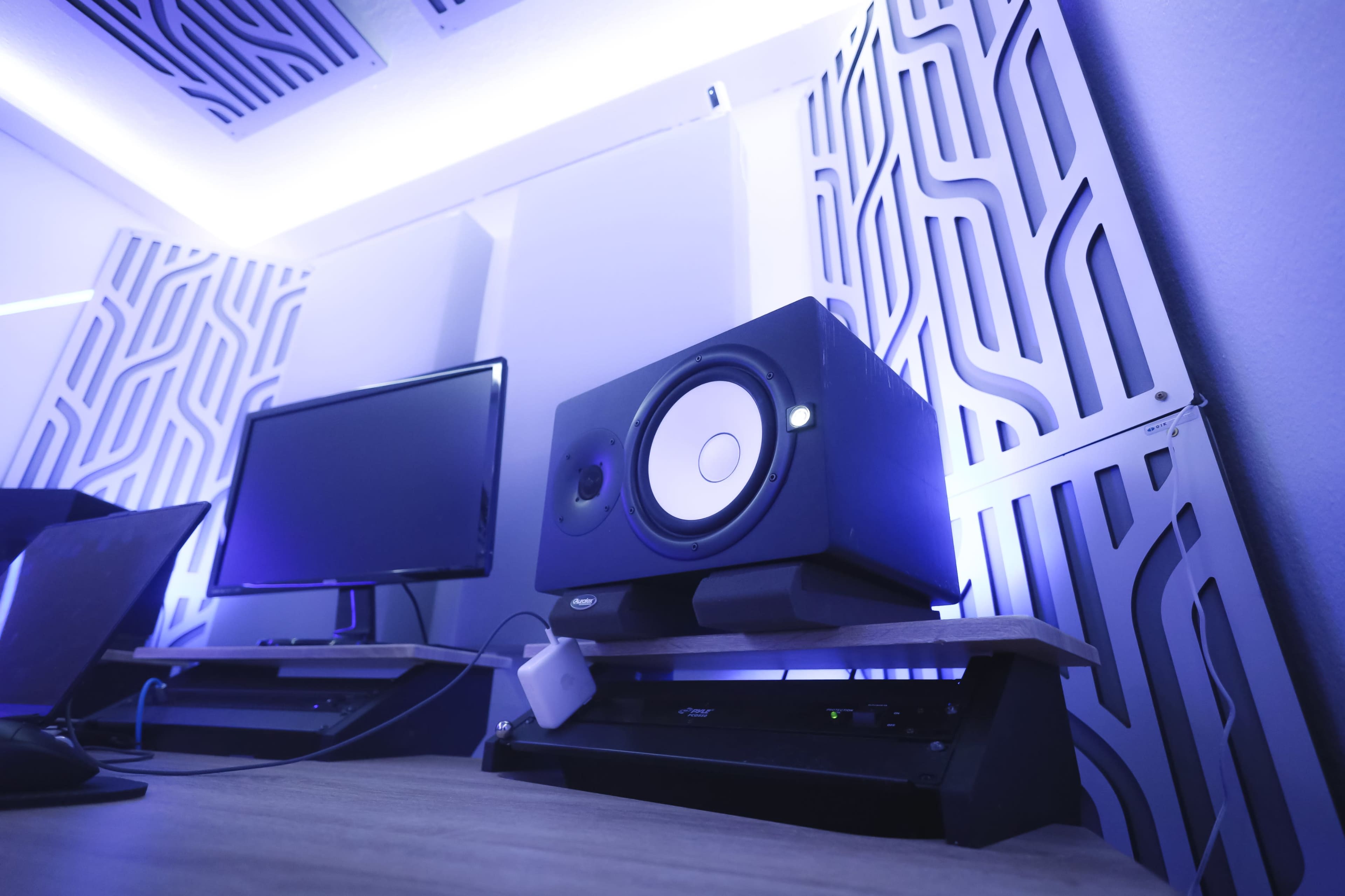 Wavy Sound - The Lab Image in College East, San Diego, CA