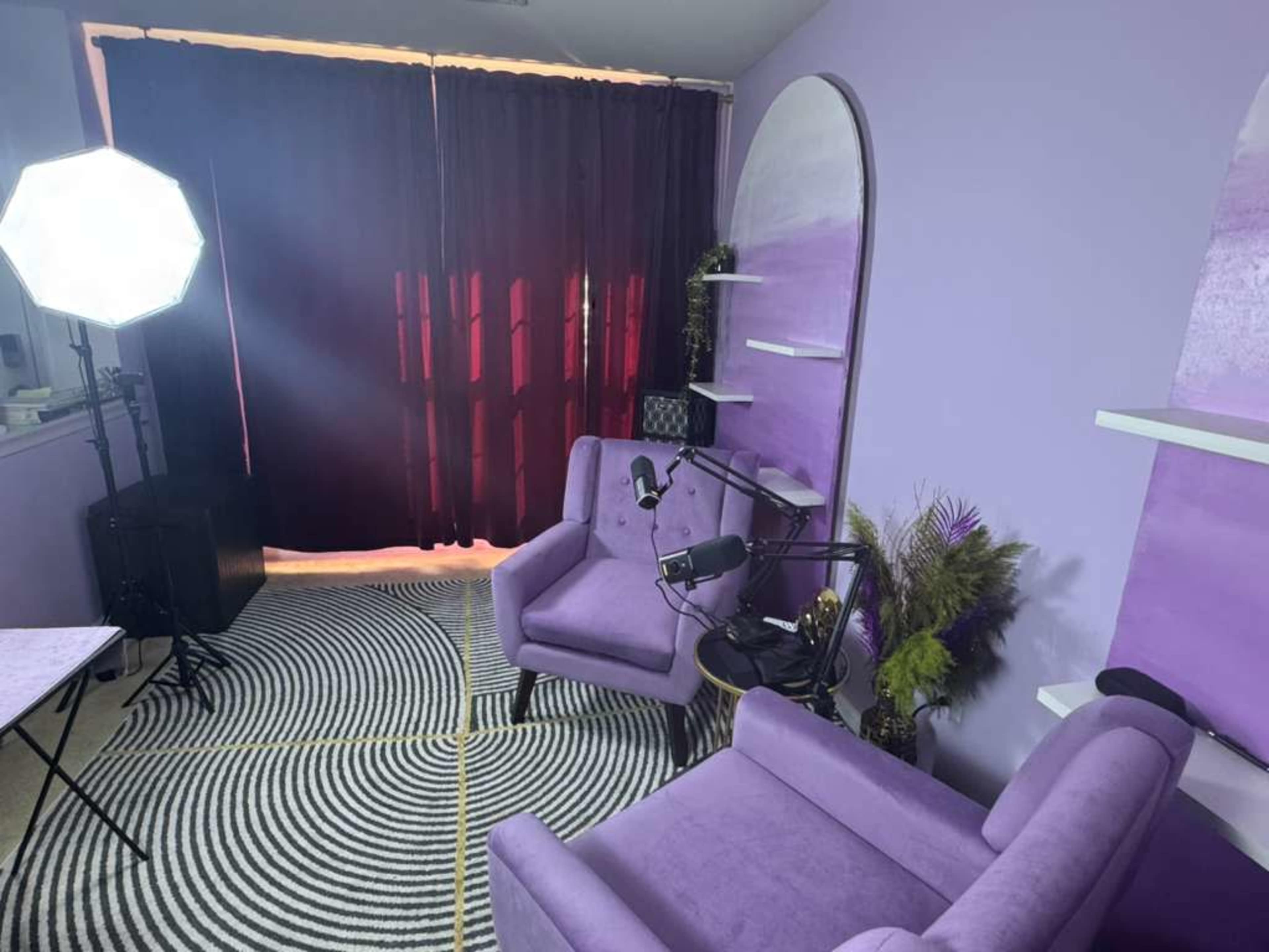 The Purple Room Image in South Laurel, Beltsville, MD, MD