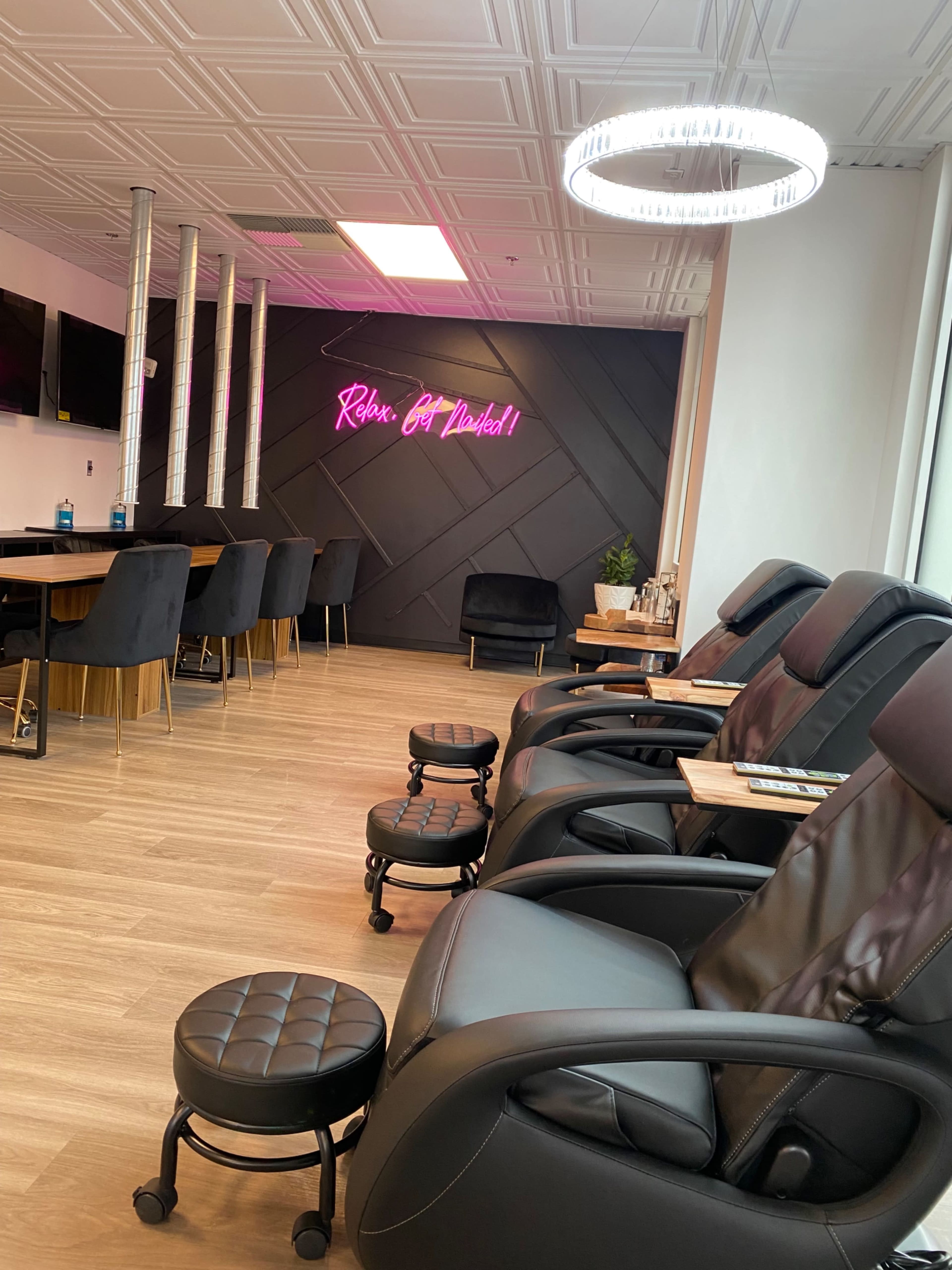 Beauty Wellness Bar for Nails, Lashes, and PMU Image in Auburn, Auburn, WA