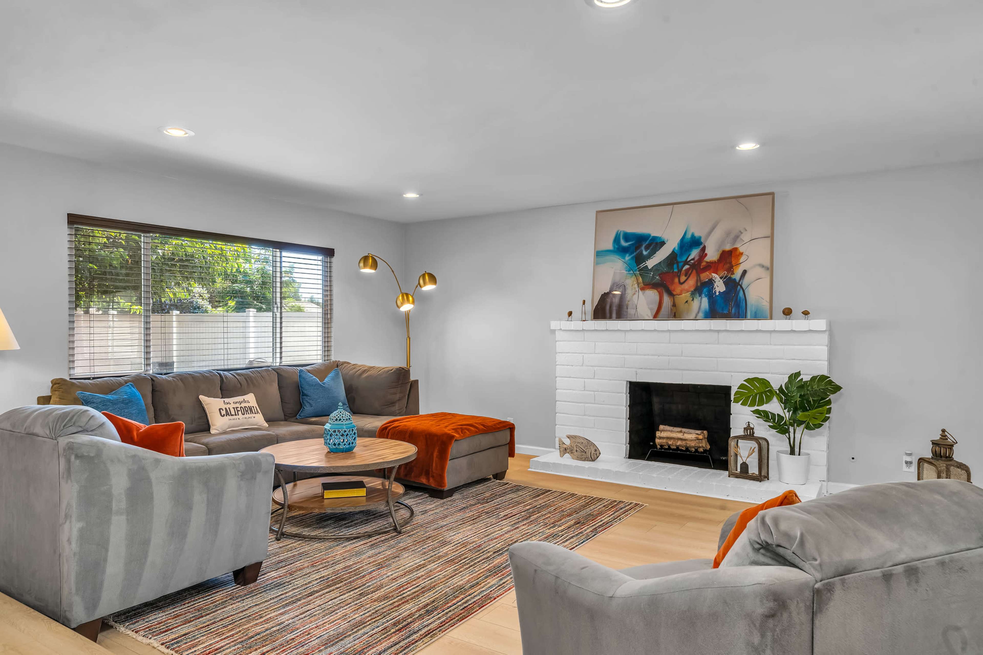 The Bassett House Image in Van Nuys, Van Nuys, CA