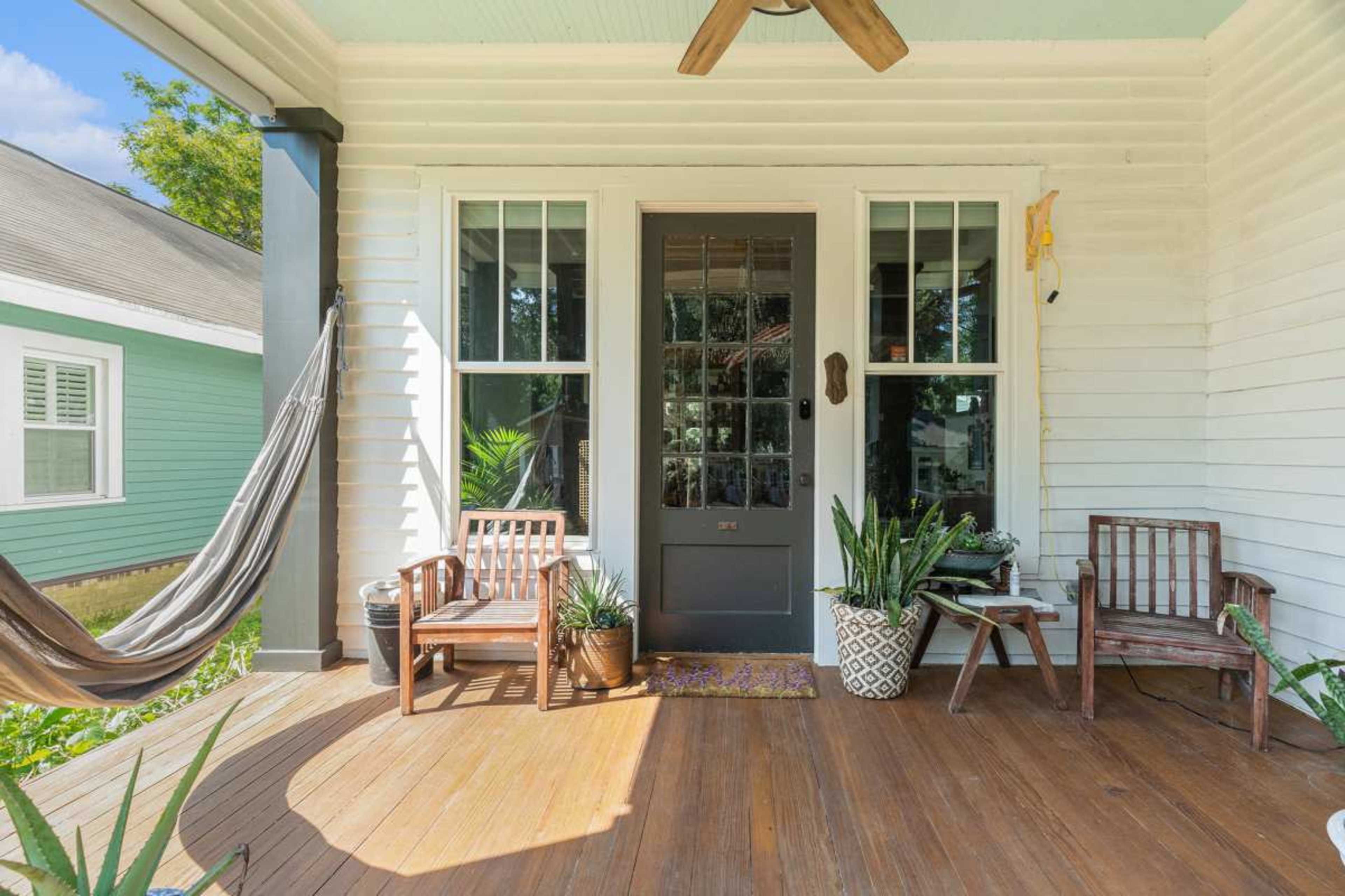 Funky 1920’s Home- exposed vintage beams and fireplaces Image in Park Circle, North Charleston, SC