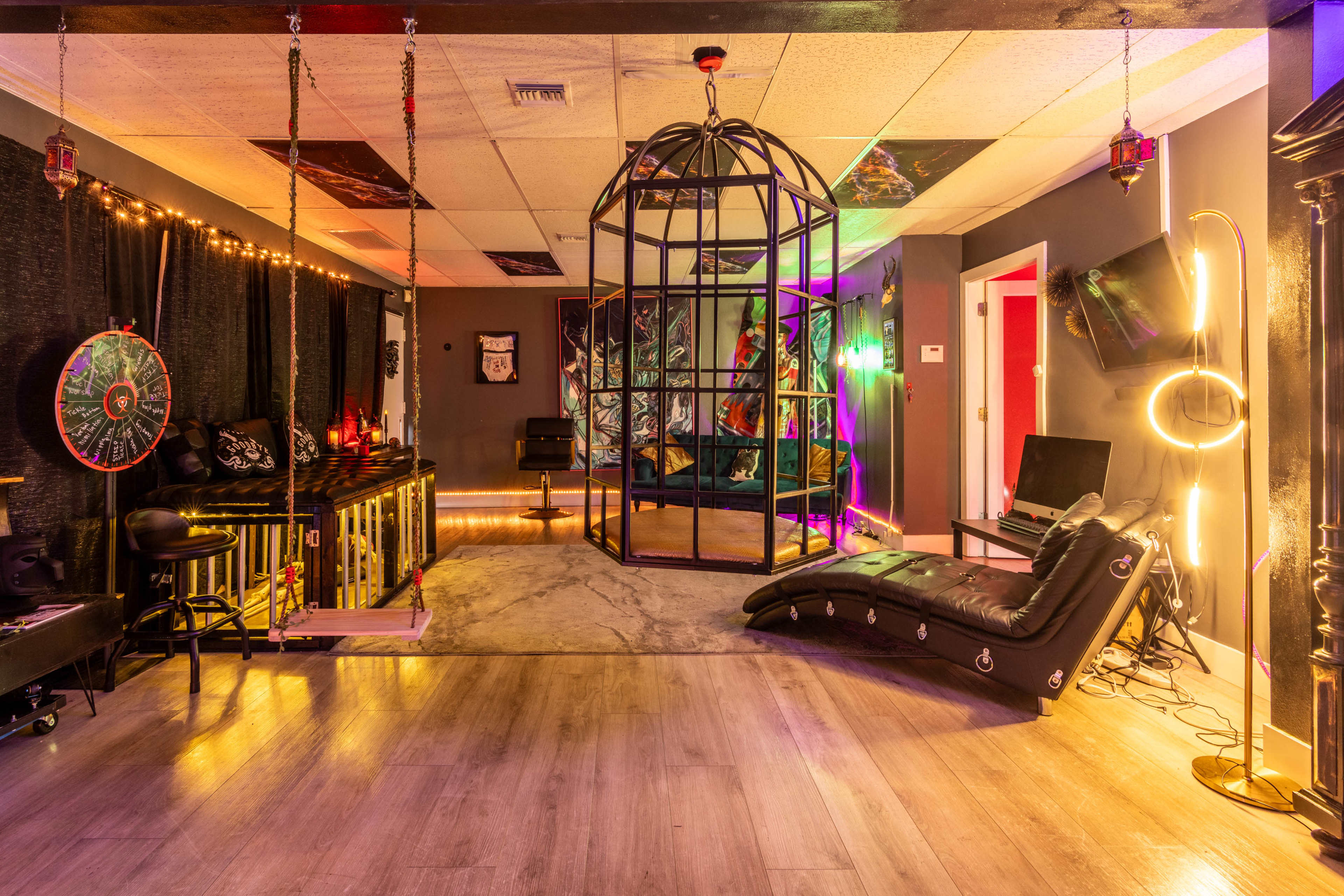 Beautiful Commercial Venue for your next Production Image in Woodland Hills, Woodland Hills, CA