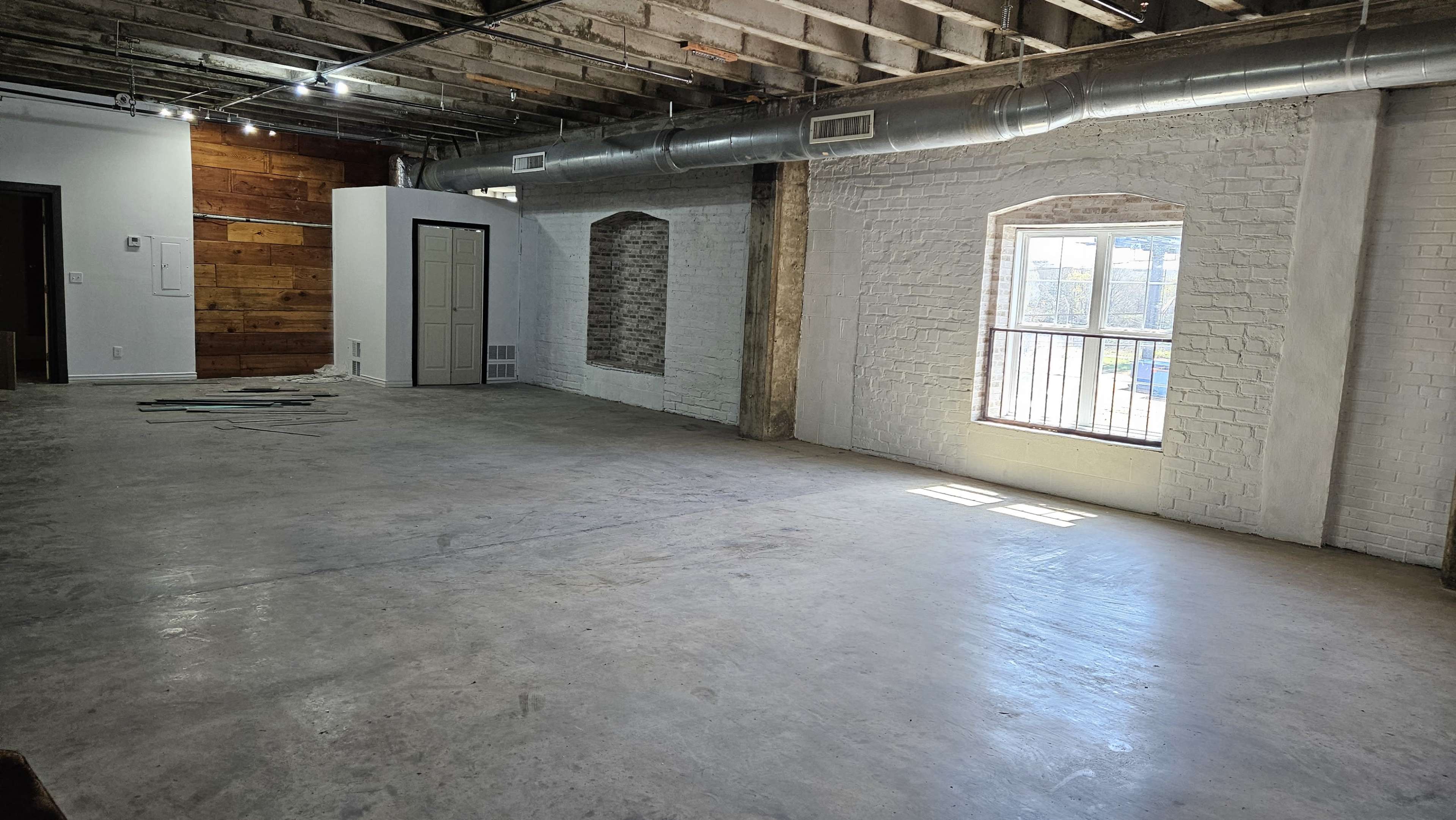 Hidden Gem: 3000 sqft Open Space Image in Mechanicsville, Atlanta, GA