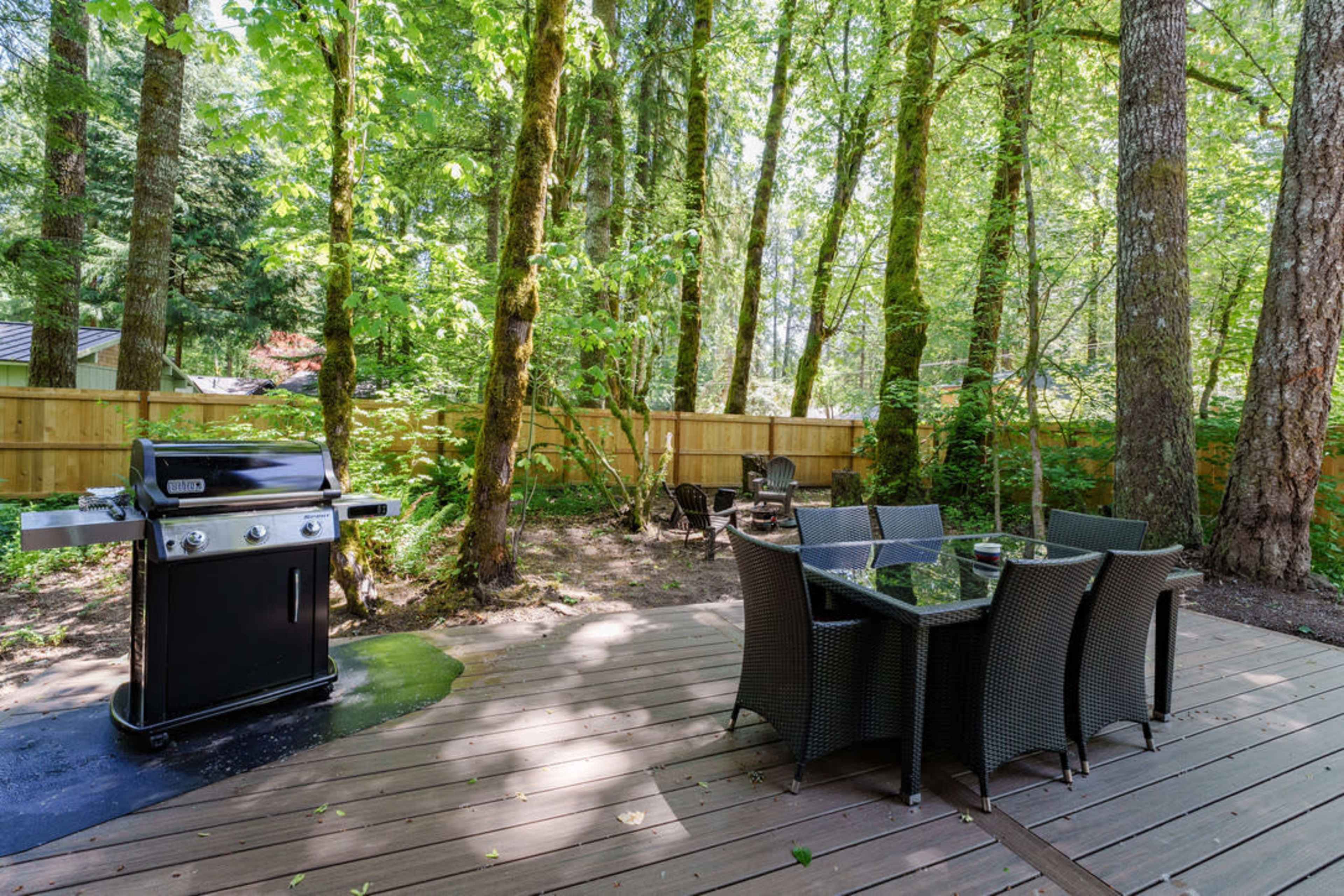 Modern Luxury Mt. Hood Cabin - Hot Tub, Fire Pit & Deck for Events Image in Mount Hood Village, Rhododendron, OR