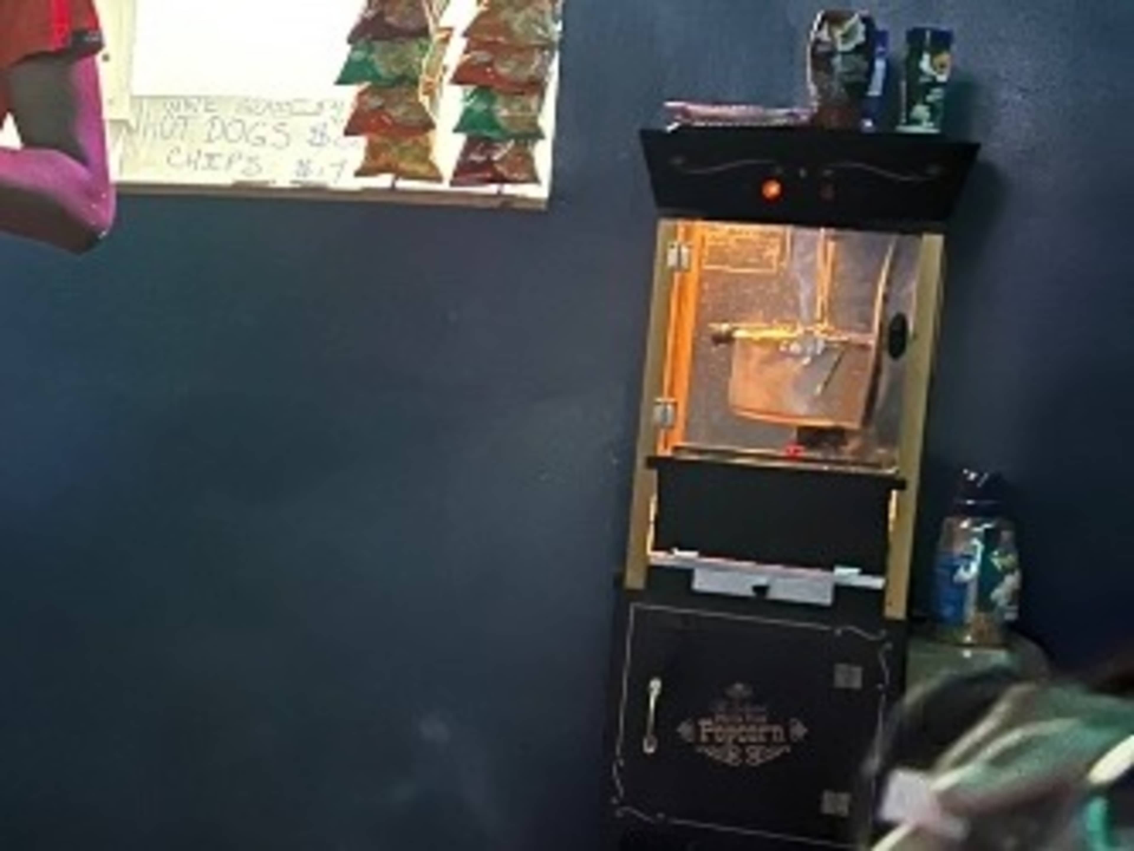 Popcorn machine 