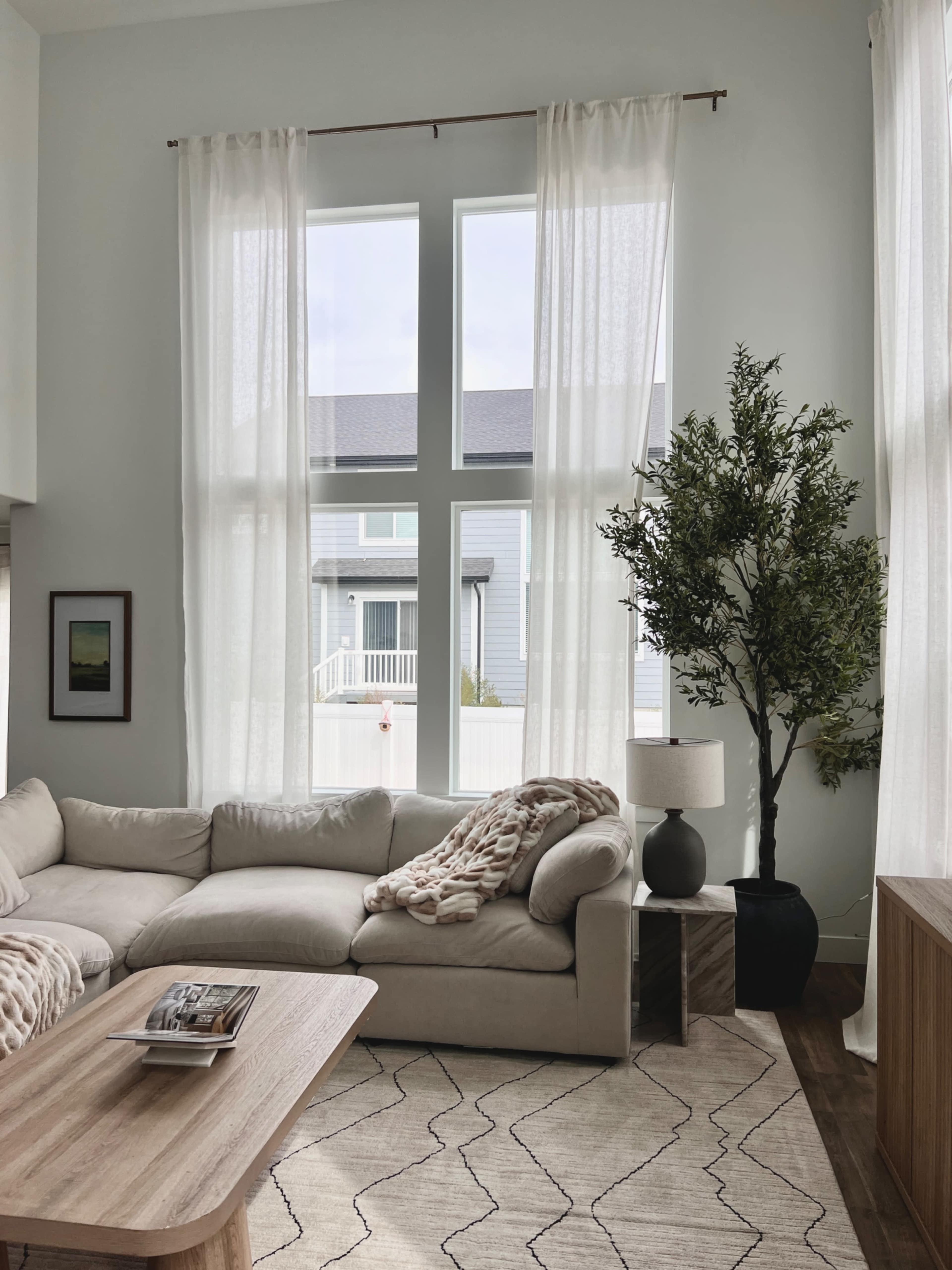 Sleek & Modern Minimalist Space Image in Pleasant Grove, Lehi, UT