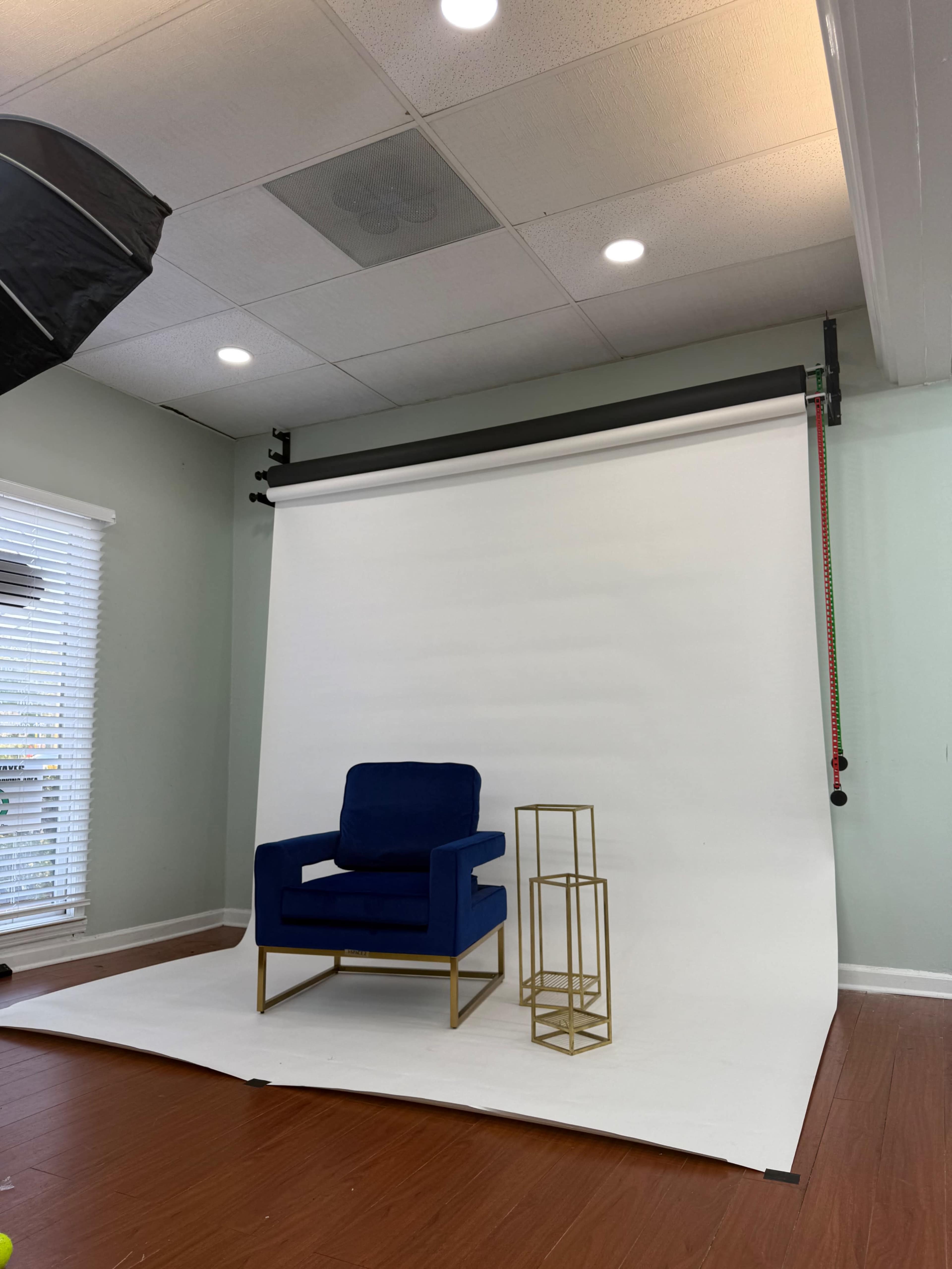 Marietta photography studio Image in Parking lot, marietta, GA