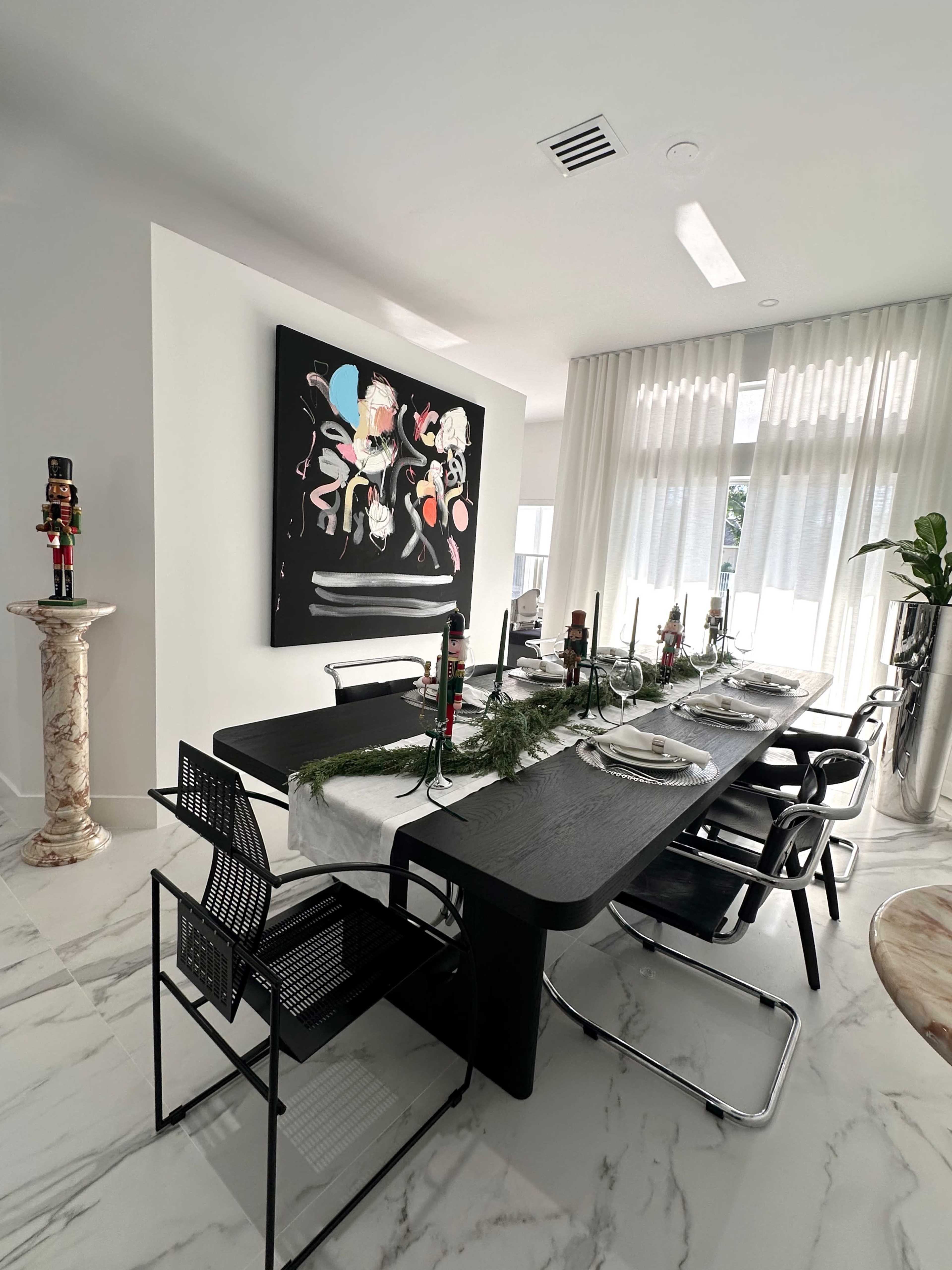 Contemporary Chic Home with Elegant Dining Space Image in Weston, Weston, FL