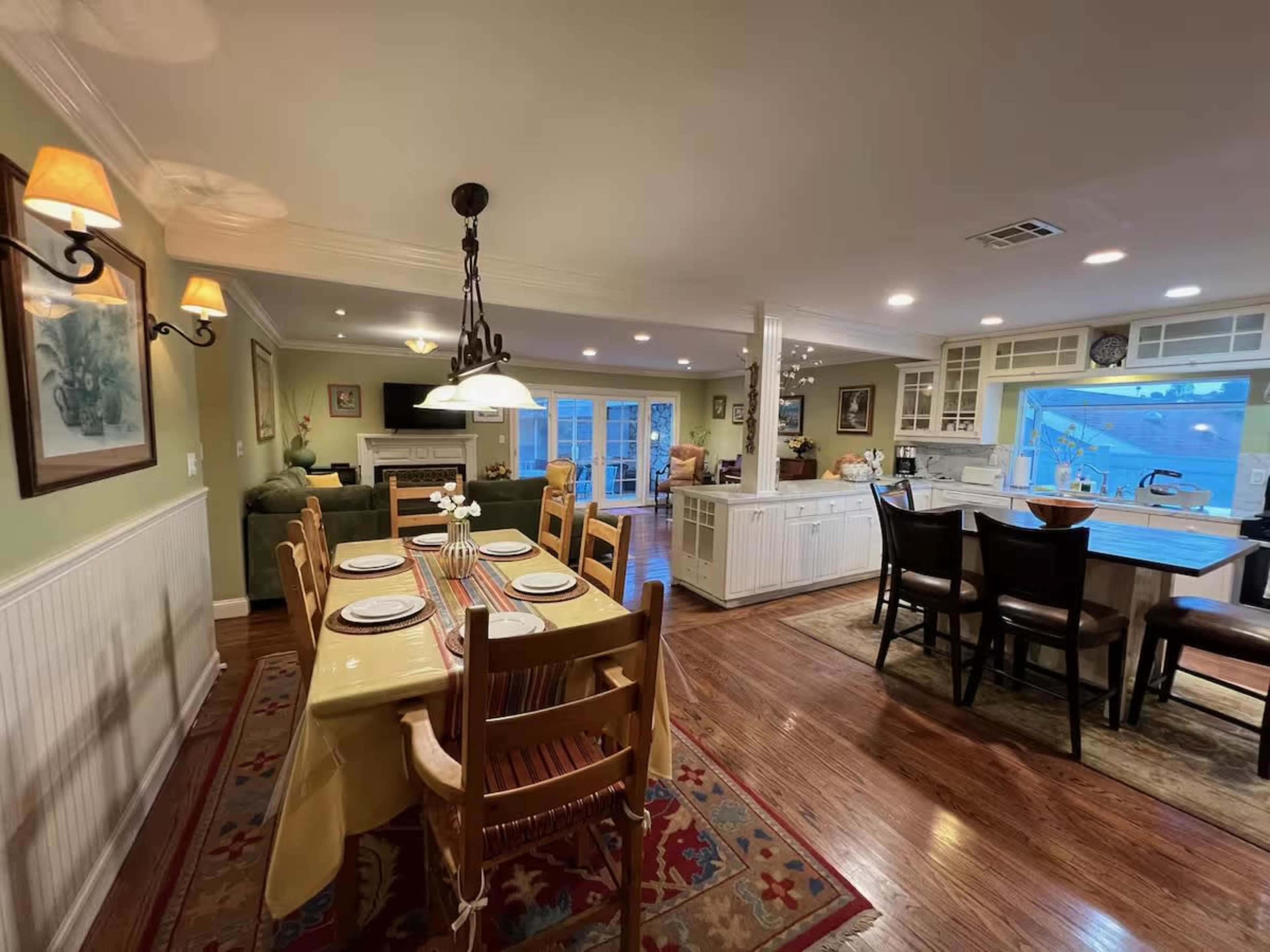 Los Angeles Home Spacious with Natural Light Image in Monterey Park, Monterey Park, CA