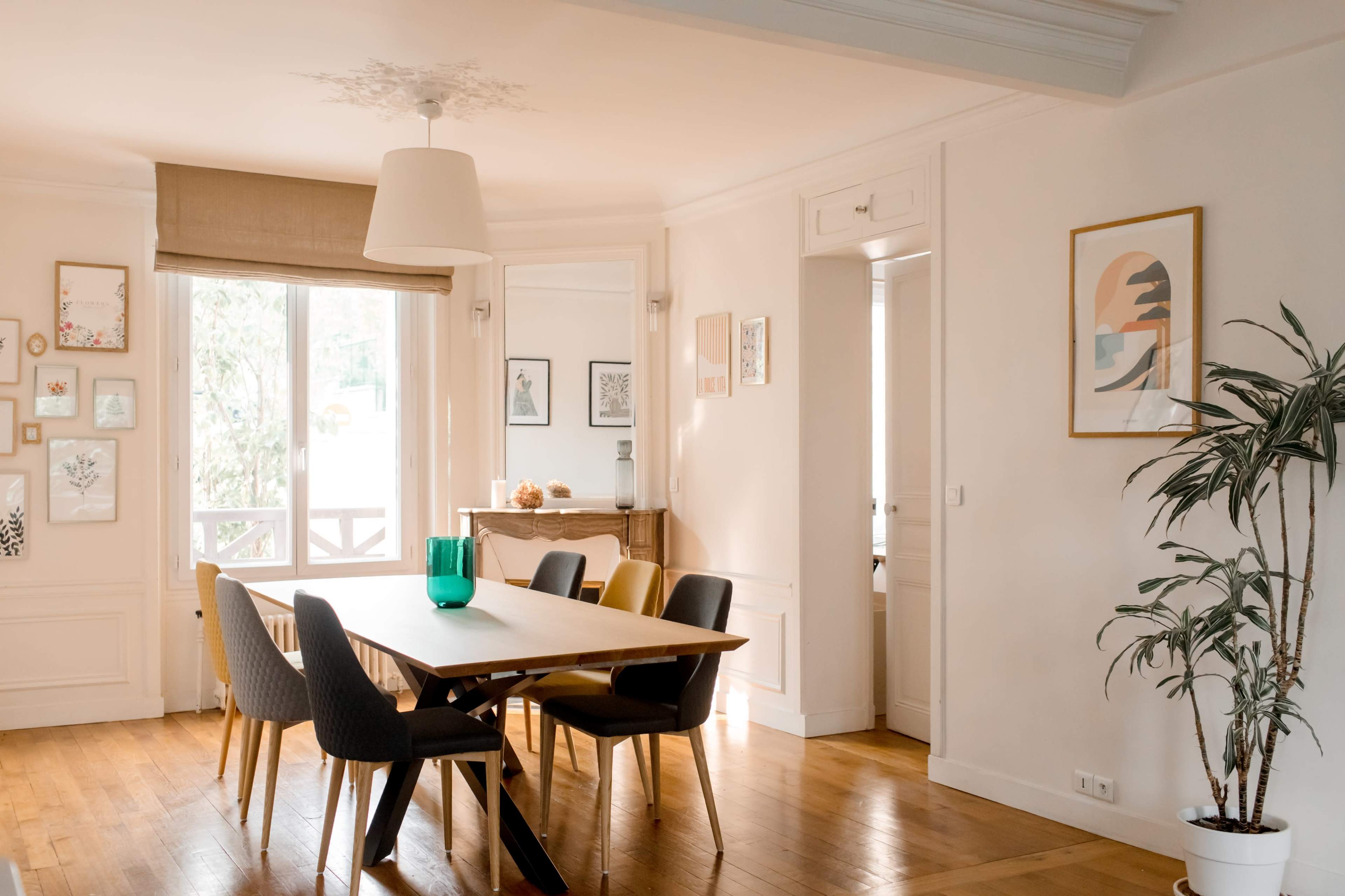 Maison familiale spacieuse climatisée avec terrasse & jardin, proche La Défense Image in , Puteaux, 