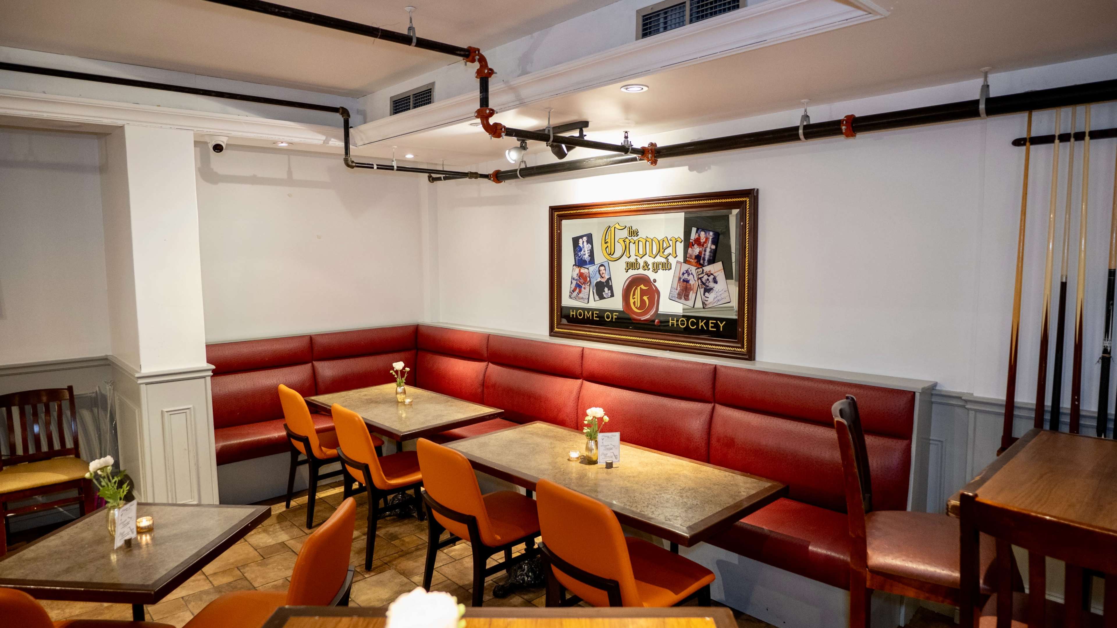 Classy and cozy lounge and bar Image in Upper Beaches, Toronto, ON