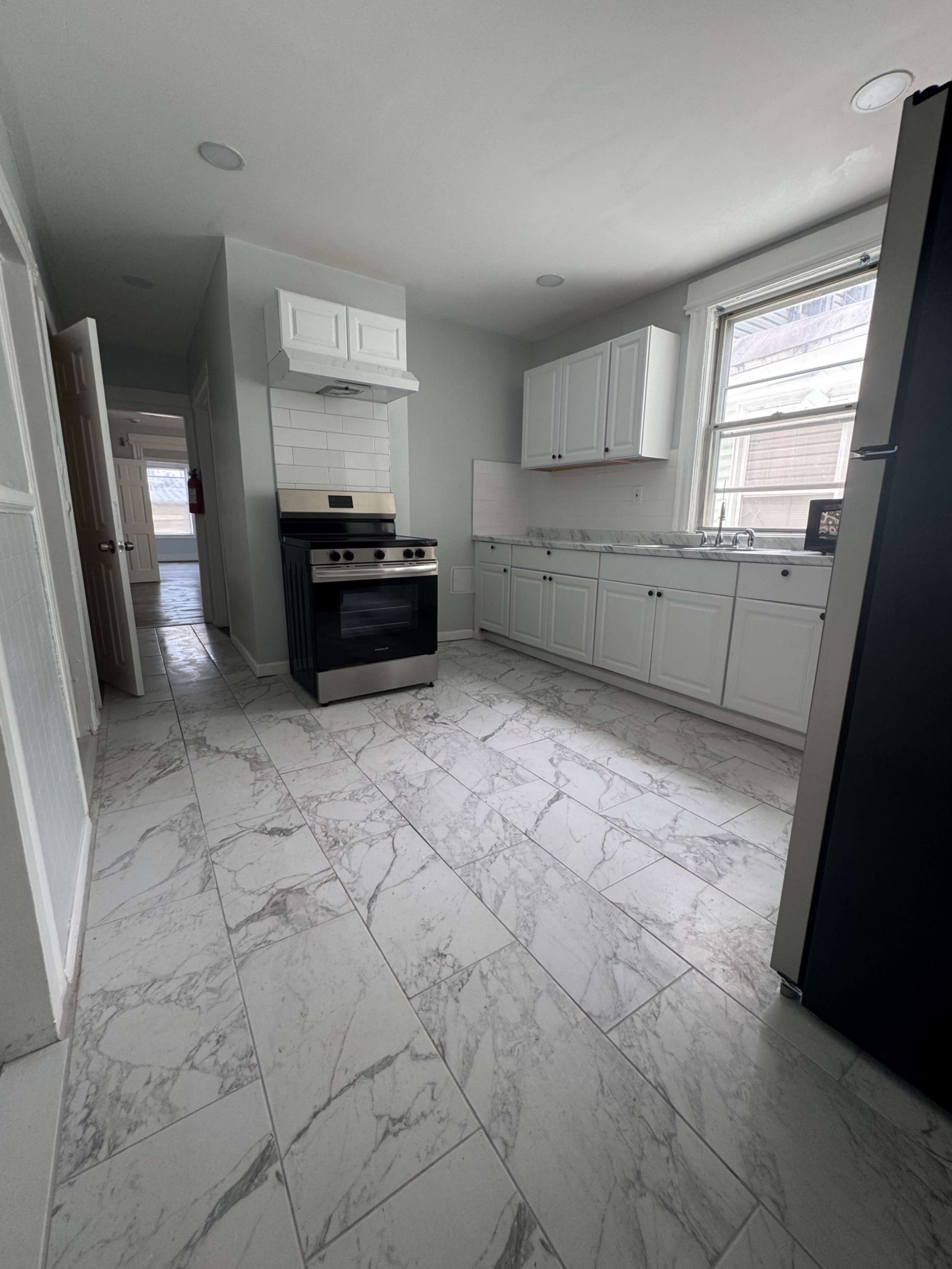 Urban Charm Meets Modern Living – Clean, Open, and Close to It All Image in Upper Clinton Hill, Newark, NJ