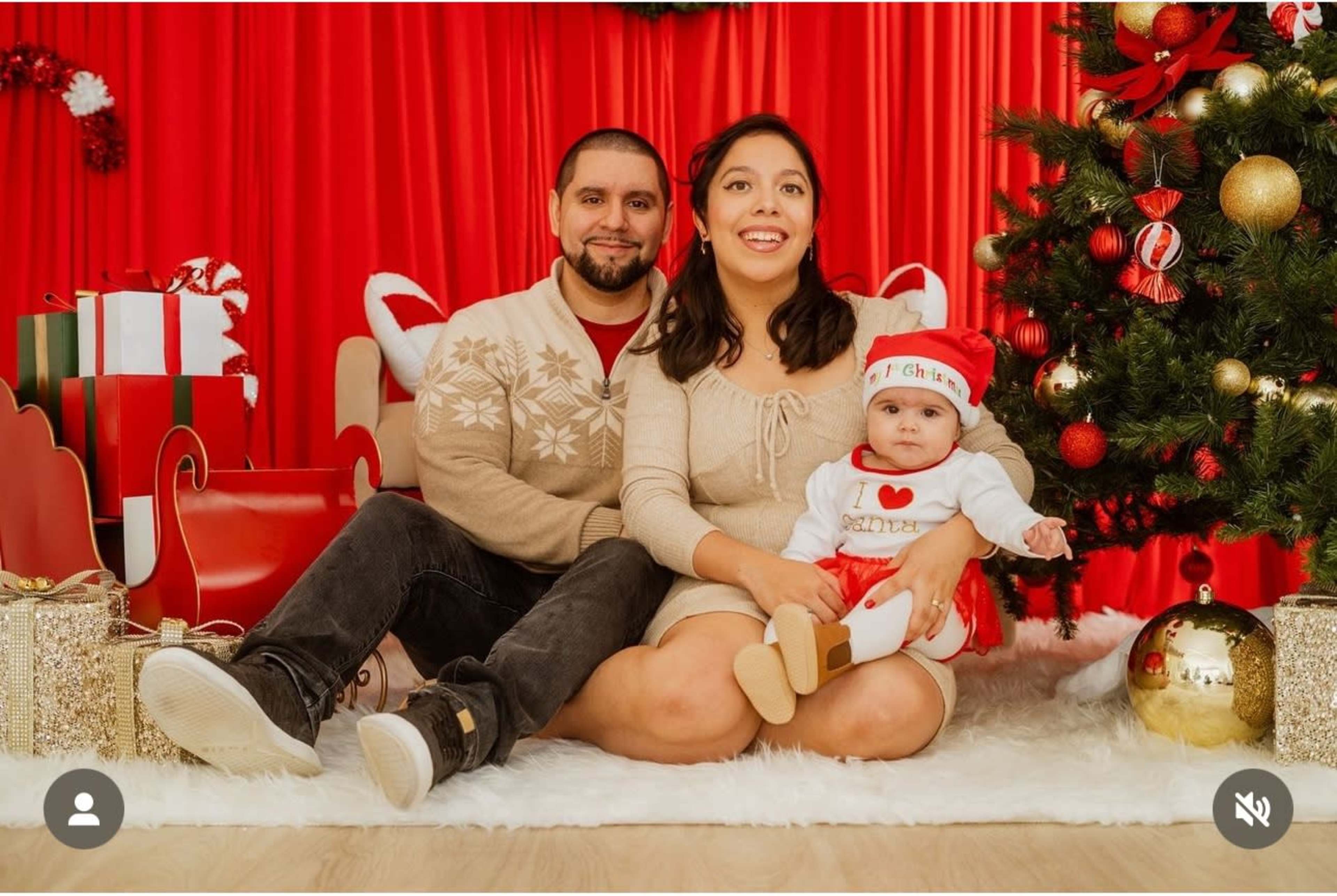 Photo Studio With Christmas Sets For Holiday Photos Image in Landmark, Alexandria, VA