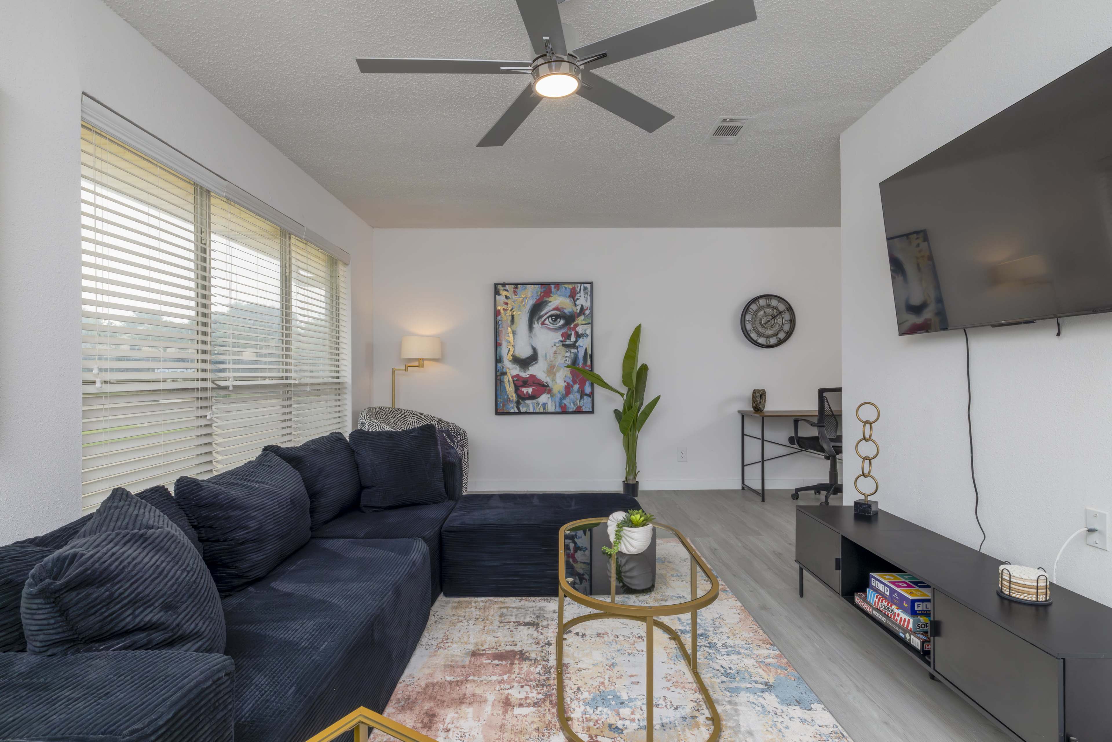 Modern Getaway w/ Fenced Yard - Near DFW Airport Image in Euless, Euless, TX