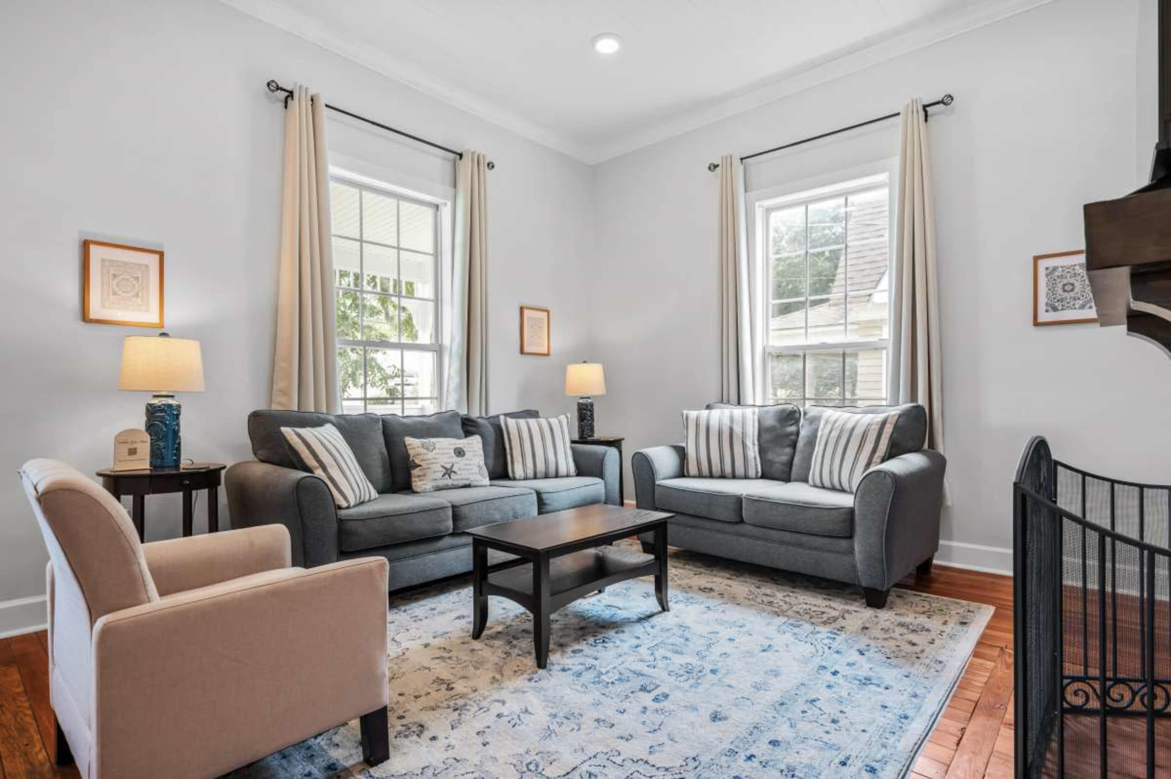 Charming Historic Home with Modern Decor Image in Thunderbolt, Savannah, GA