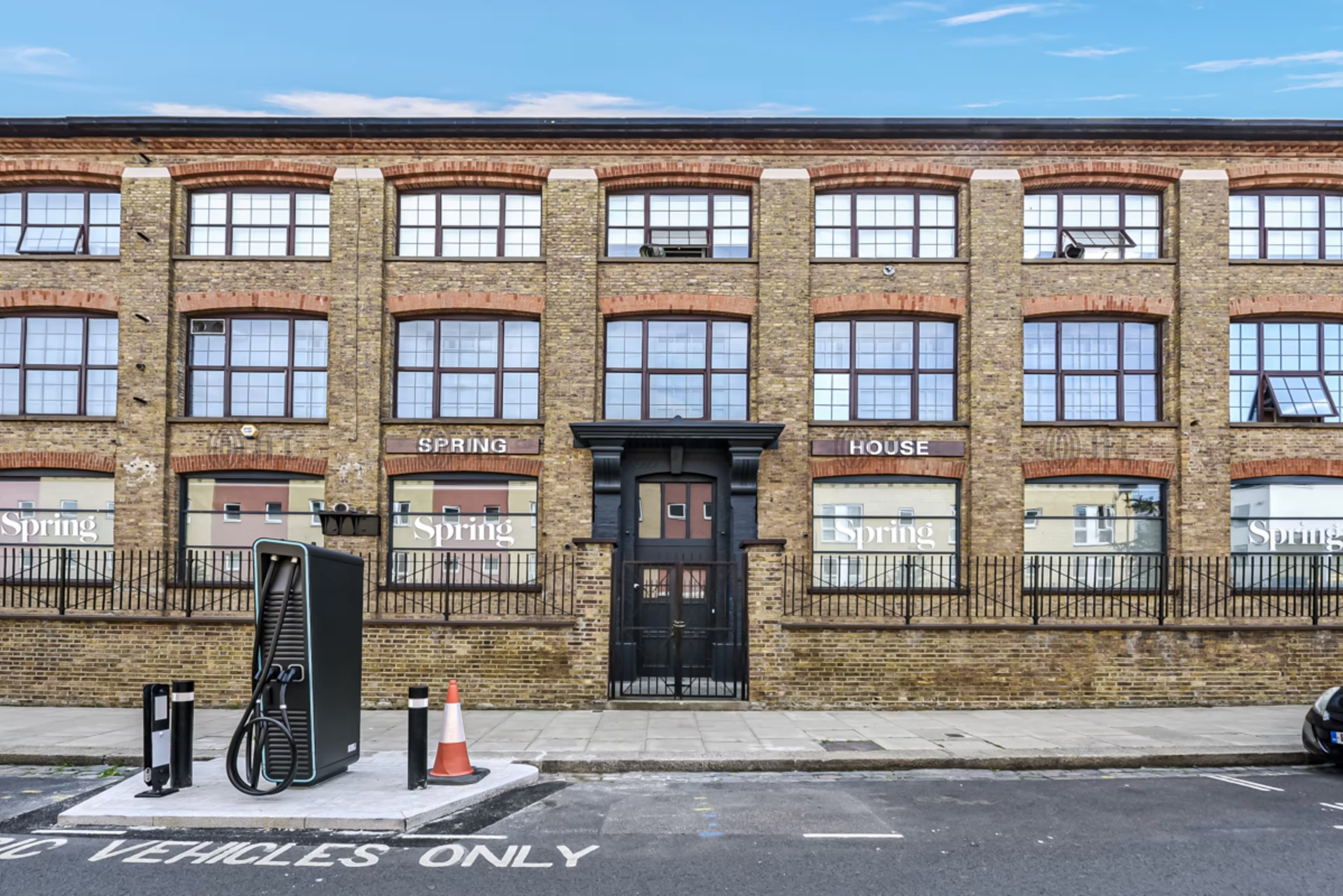 Versatile Daylight Studios & Event Venue Image in Kentish Town, London, ENG