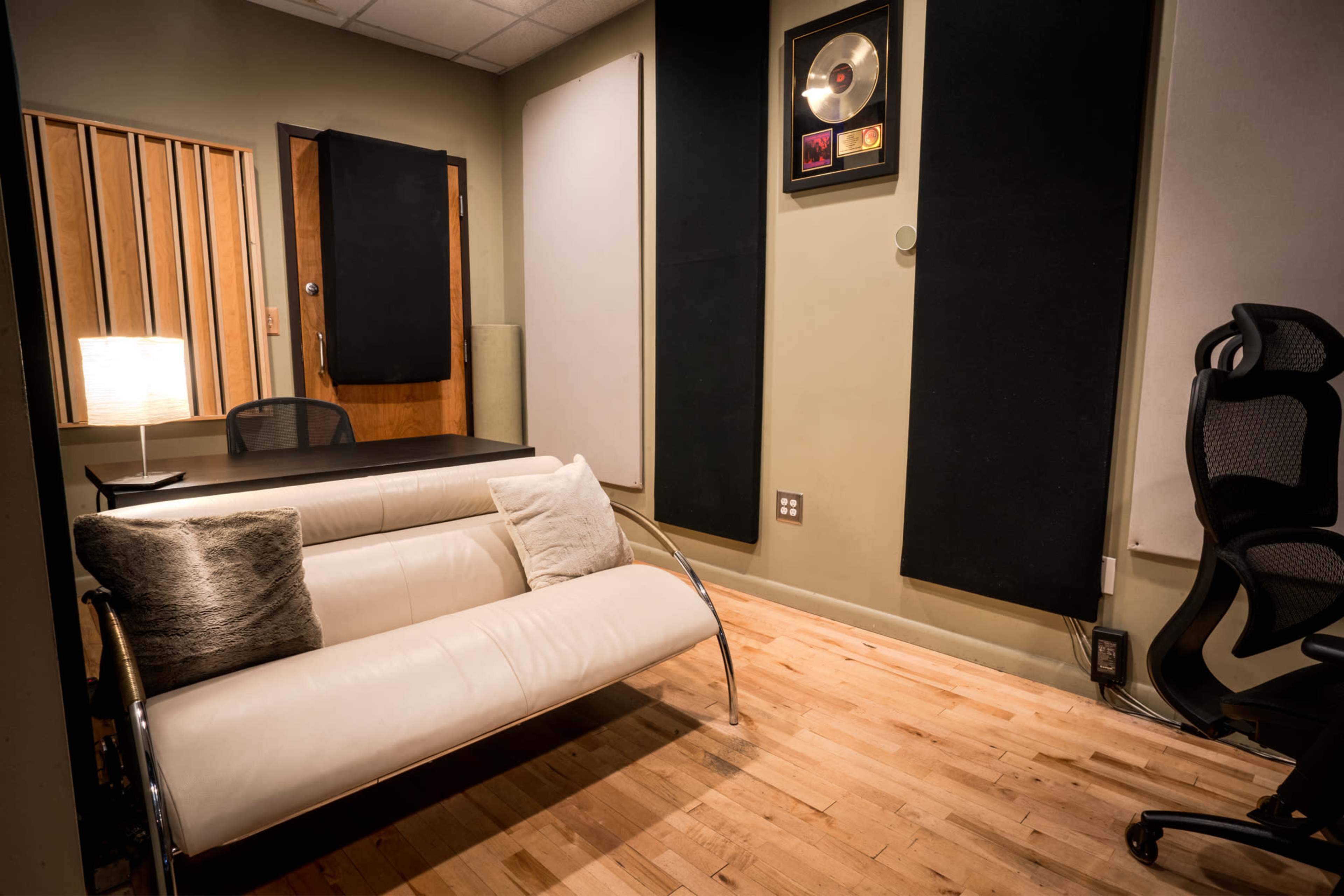 Real Recording Studio perfect for music videos - photoshoots - events - classes - audio recording Image in Morningside-Lenox Park, Atlanta, GA
