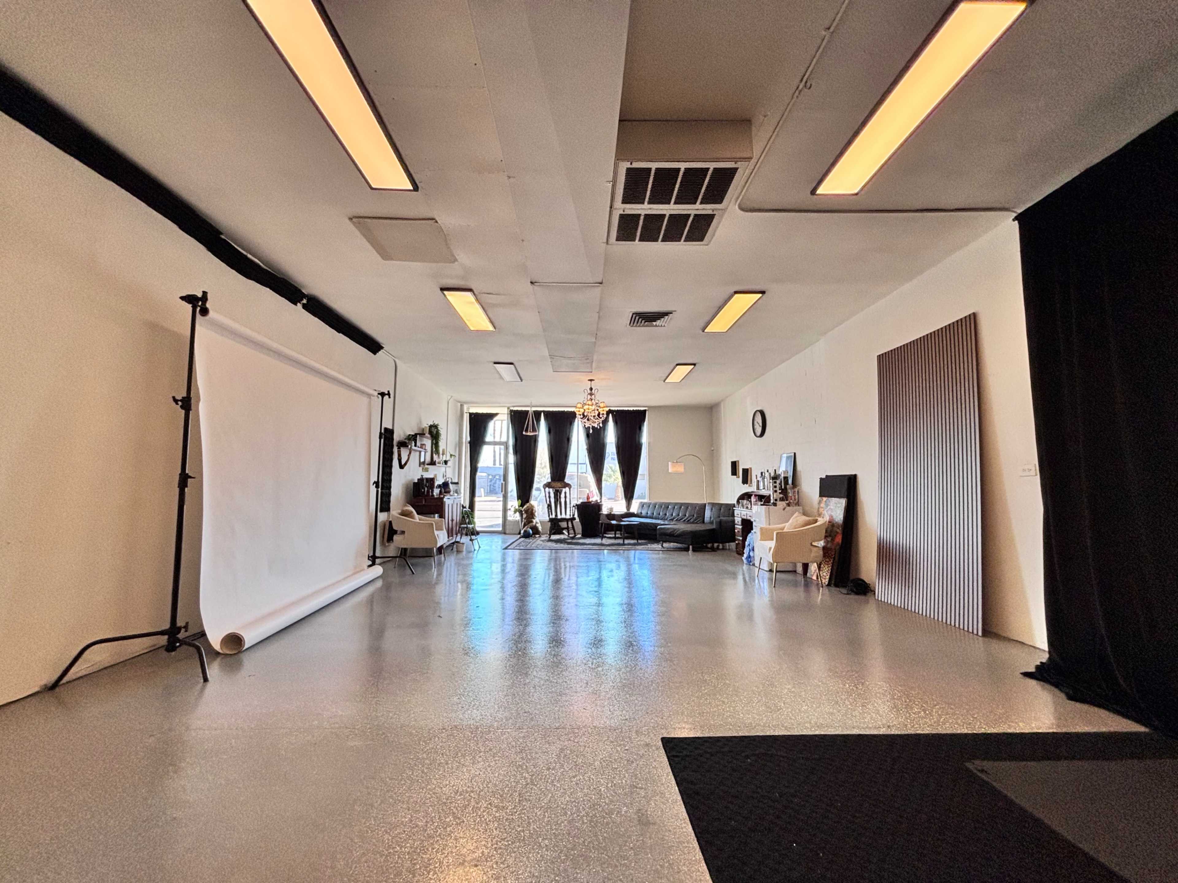 Creative Suite Phoenix Image in Encanto Village, Phoenix, AZ