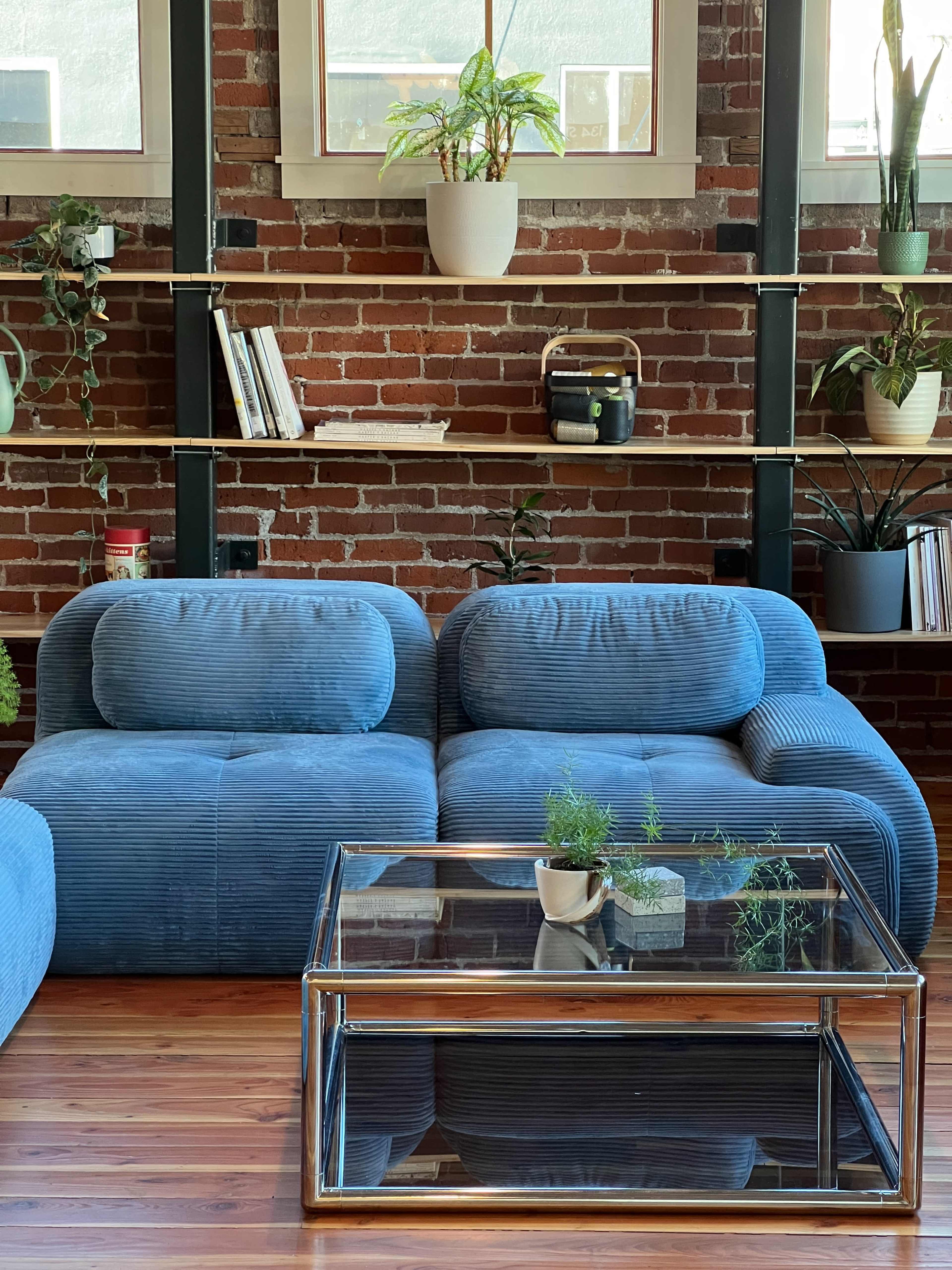 Cozy Meeting Space in Creative Coworking Studio Image in Southeast Portland, Portland, OR