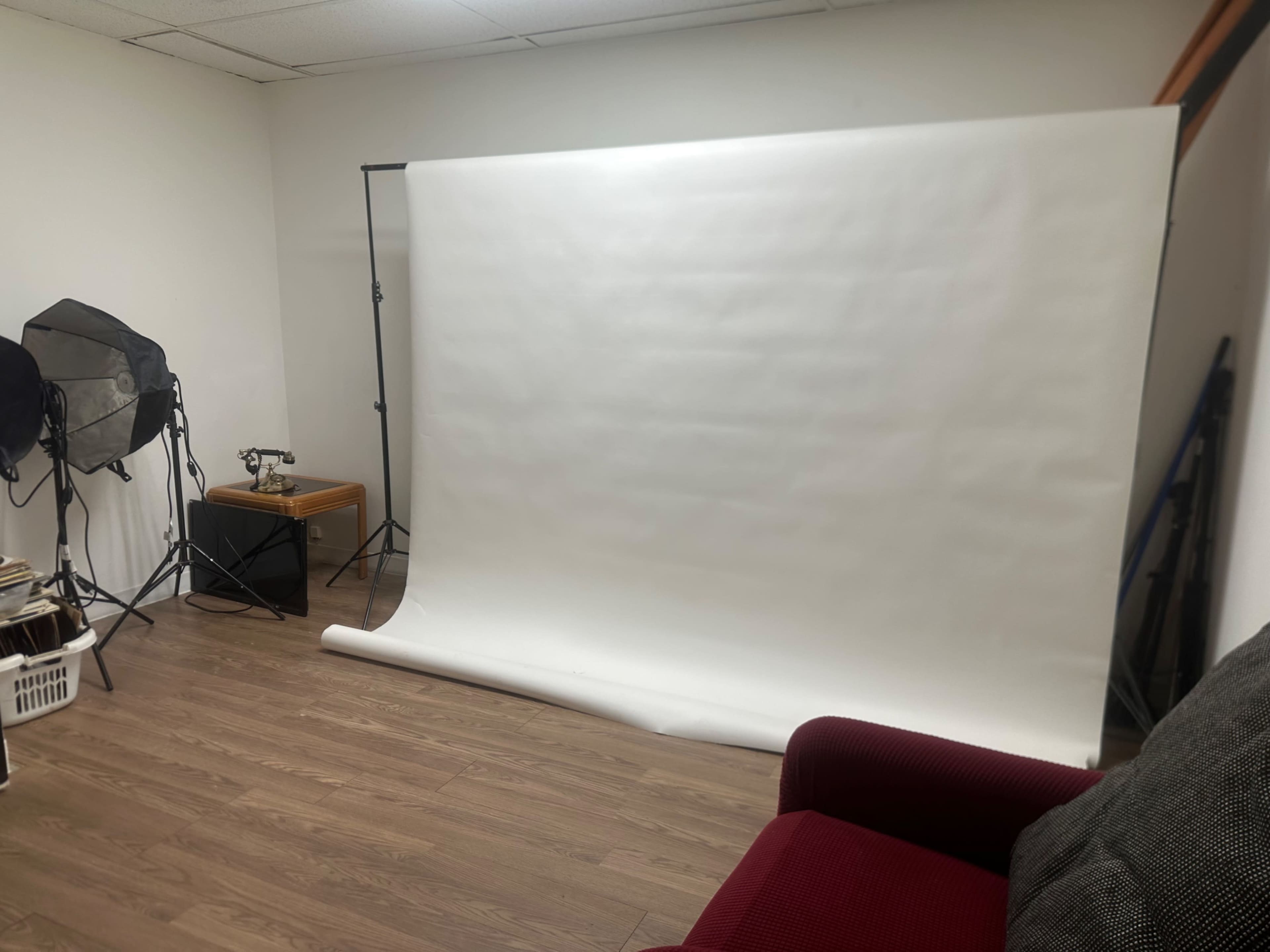 Urban Photography/Cinematography Studio Image in Maple Heights, Maple Heights, OH