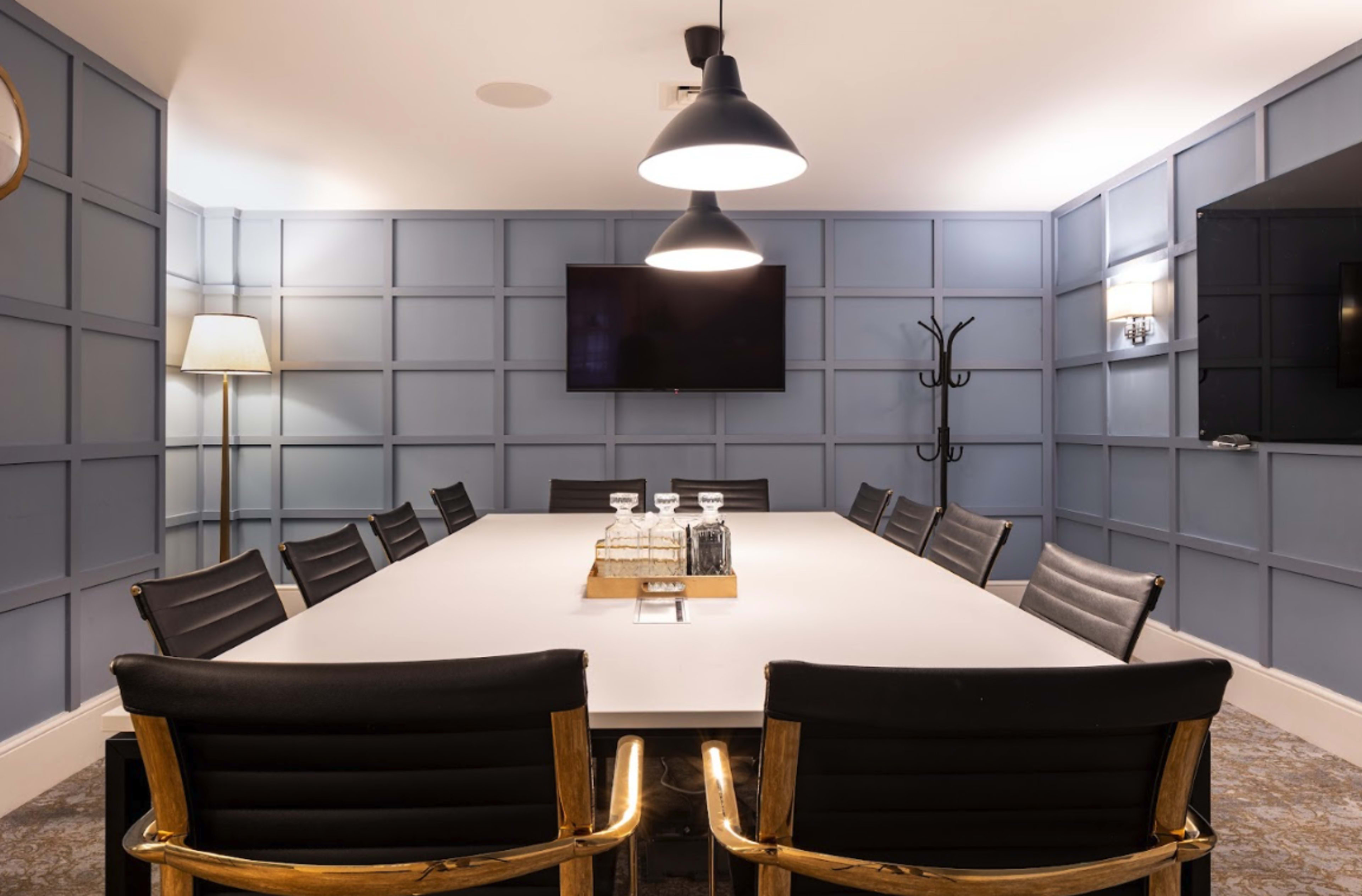 Meeting Room for 12 Attendees in Mayfair - Meeting Room 1 - Mayfair Image in Mayfair, London, ENG