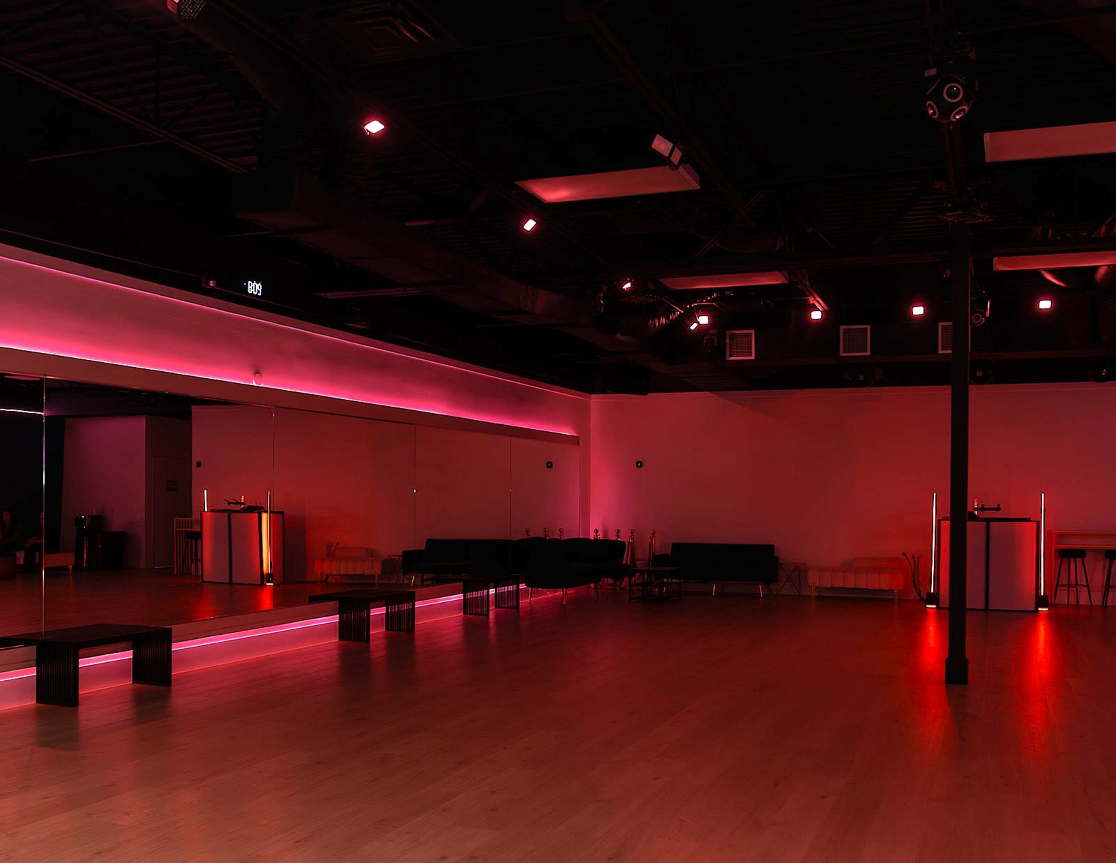 Infinitely Customizable Dance Studio & Event Venue w/ Full RGB + Pro DMX Party Lighting near Altamonte Springs Image in Fern Park, Fern Park, FL