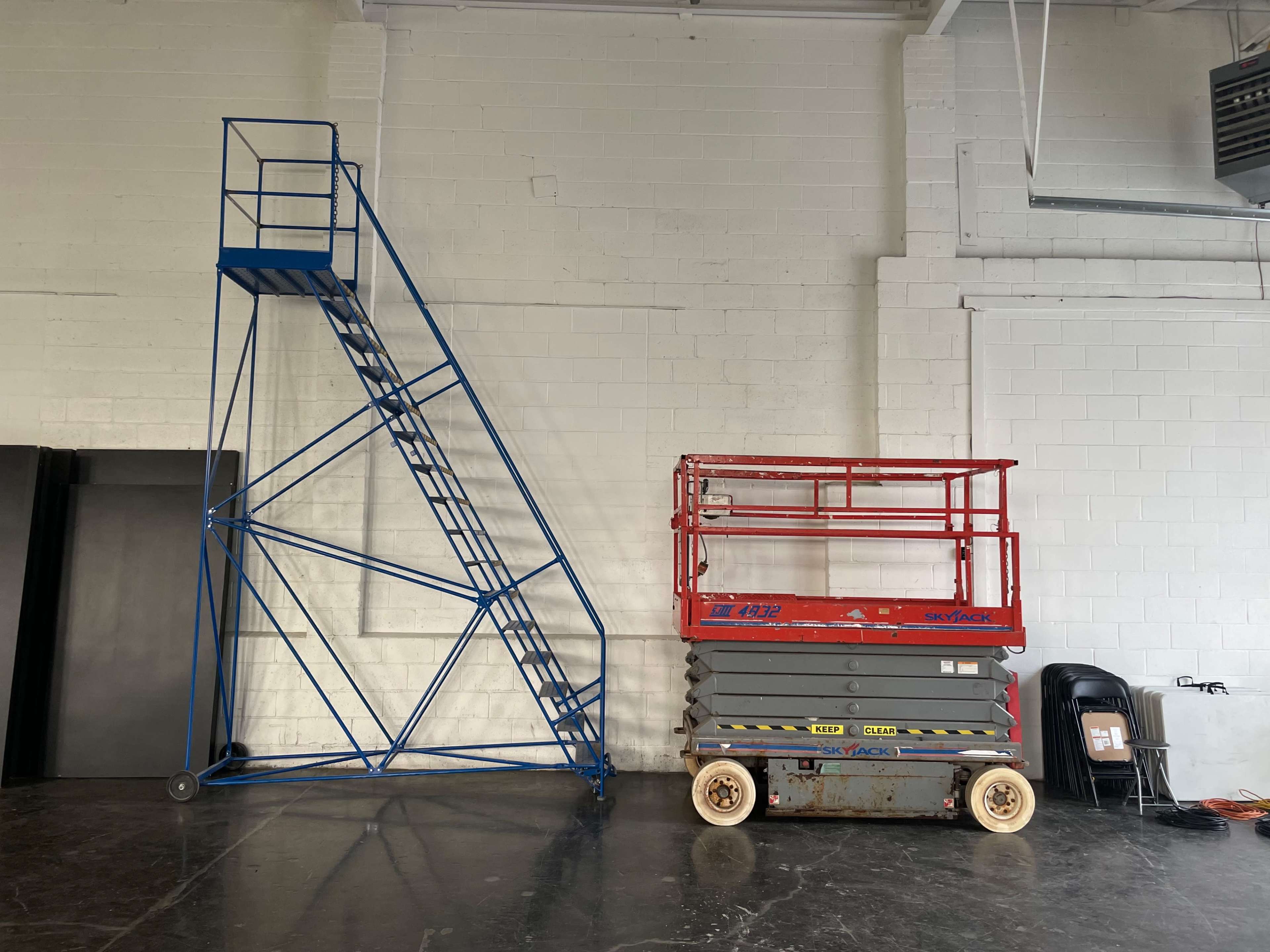 Hamilton Production Space with 3,800 sq ft Studio & 800 sq ft Backstage Image in Industrial Sector D, HAMILTON, ON