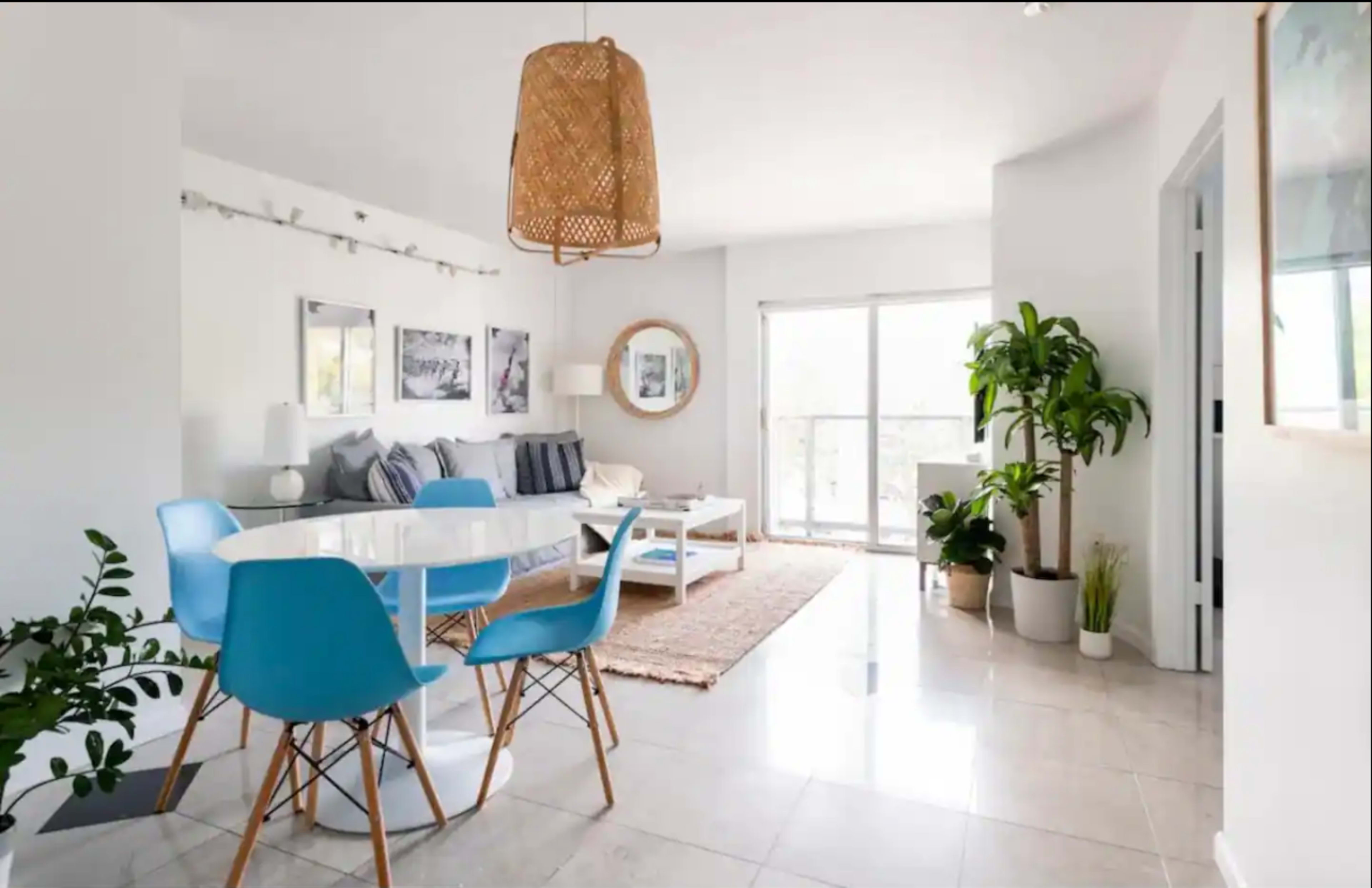 Serene Miami Beach 2BD - 1 Block from the Beach Image in South Beach, Miami Beach, FL