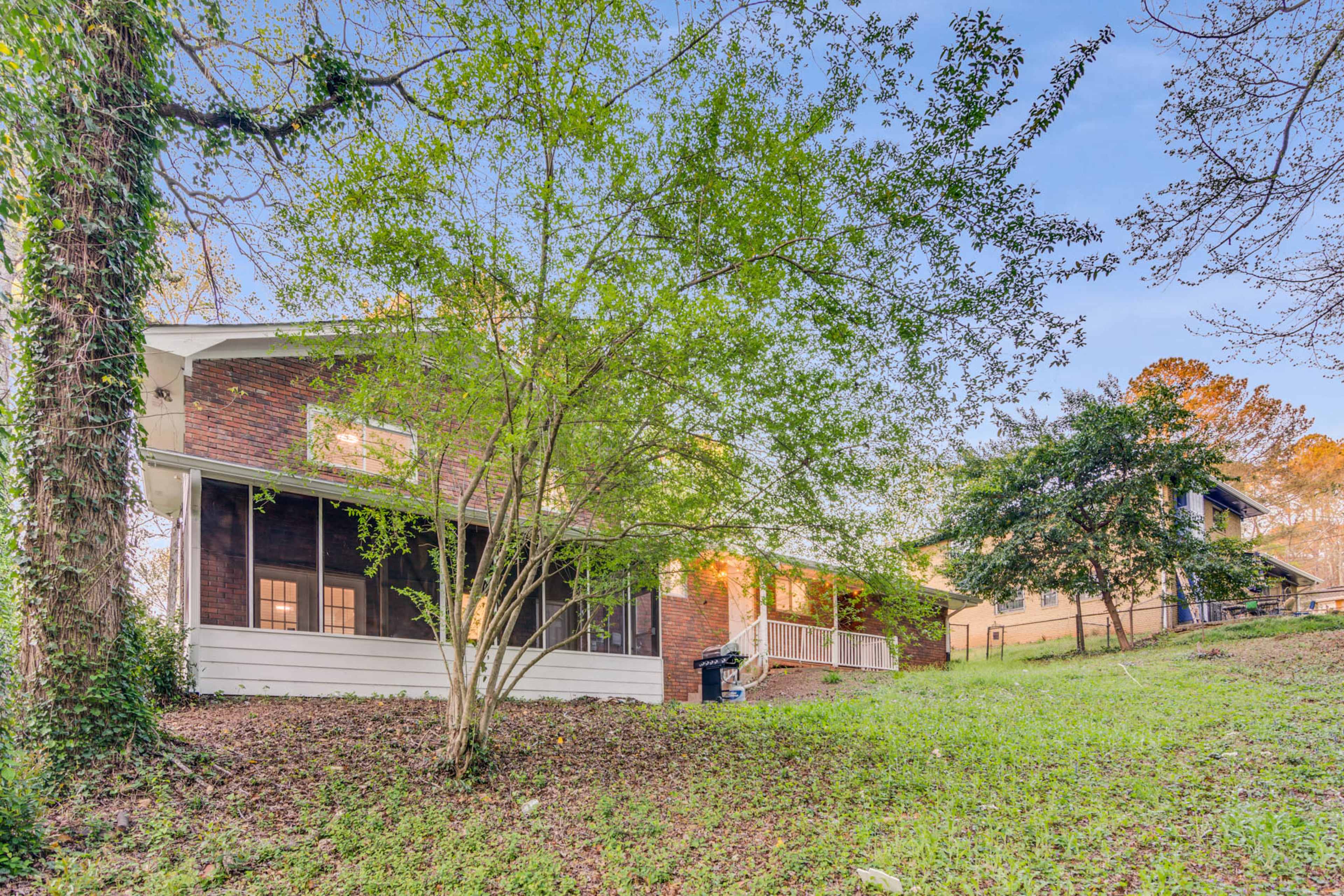 OG LLC | Spacious Deactur Home, Decatur, GA | Production | Peerspace