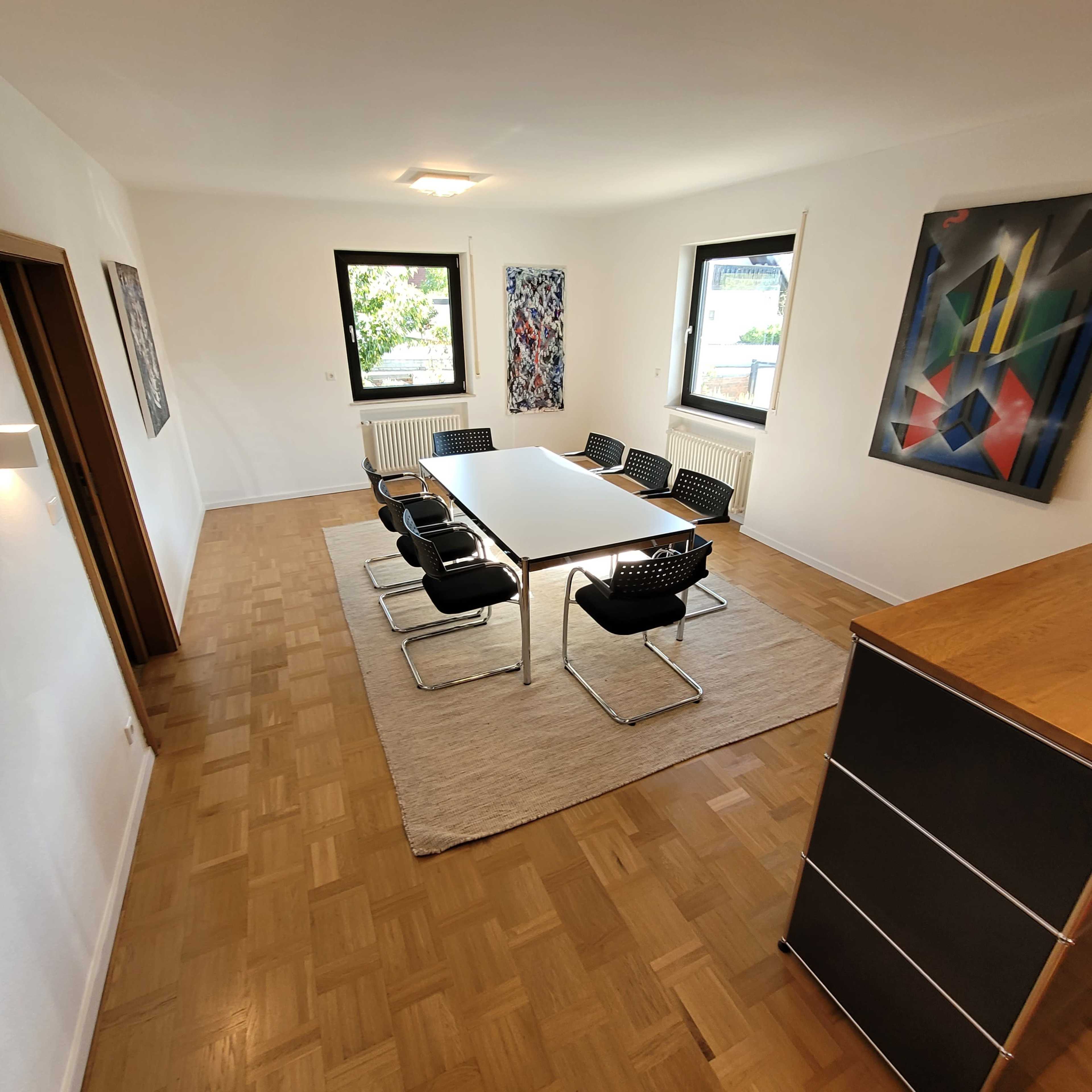 Vor den Toren Frankfurts und Bild in , Kahl am Main, 