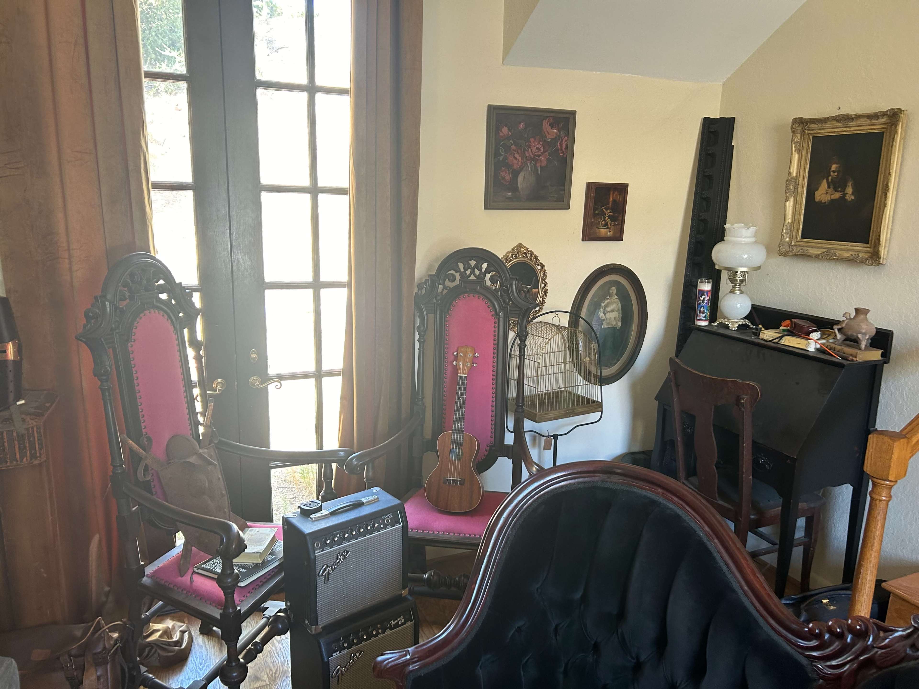 Medieval/Dark Academia Themed Livingroom Image in Del Rosa, San Bernardino, CA