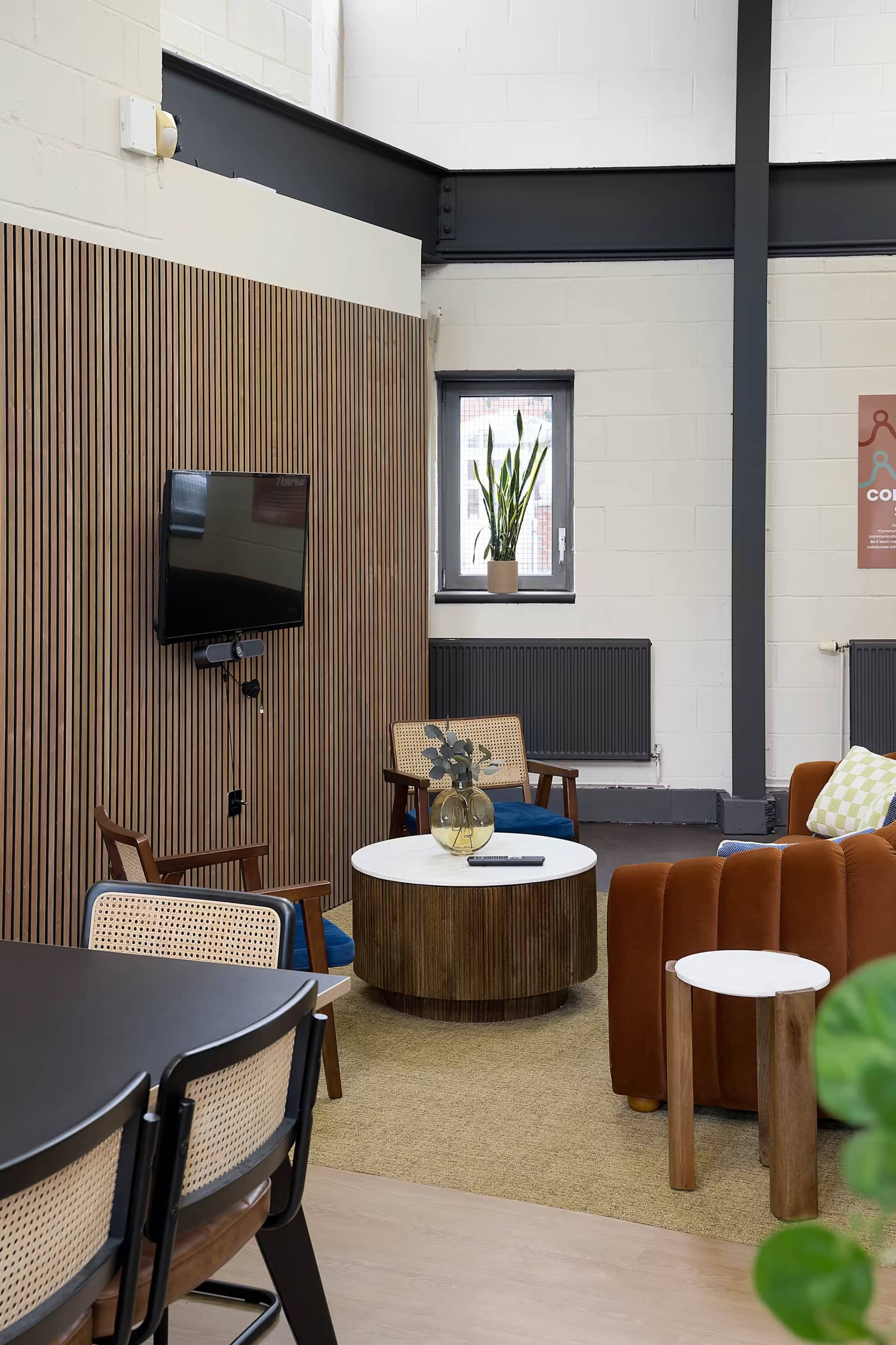 Office lobby with breakout areas & kitchen Image in Lambeth, London, ENG